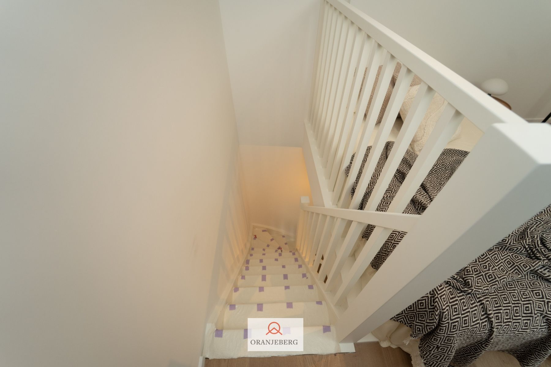 Gerenoveerde lichtrijke duplex studentenstudio foto 13