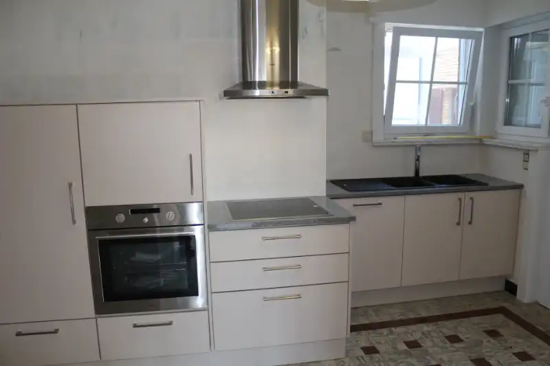 Instapklare gezinswoning met zonnige tuin in landelijk Schelderode foto 7