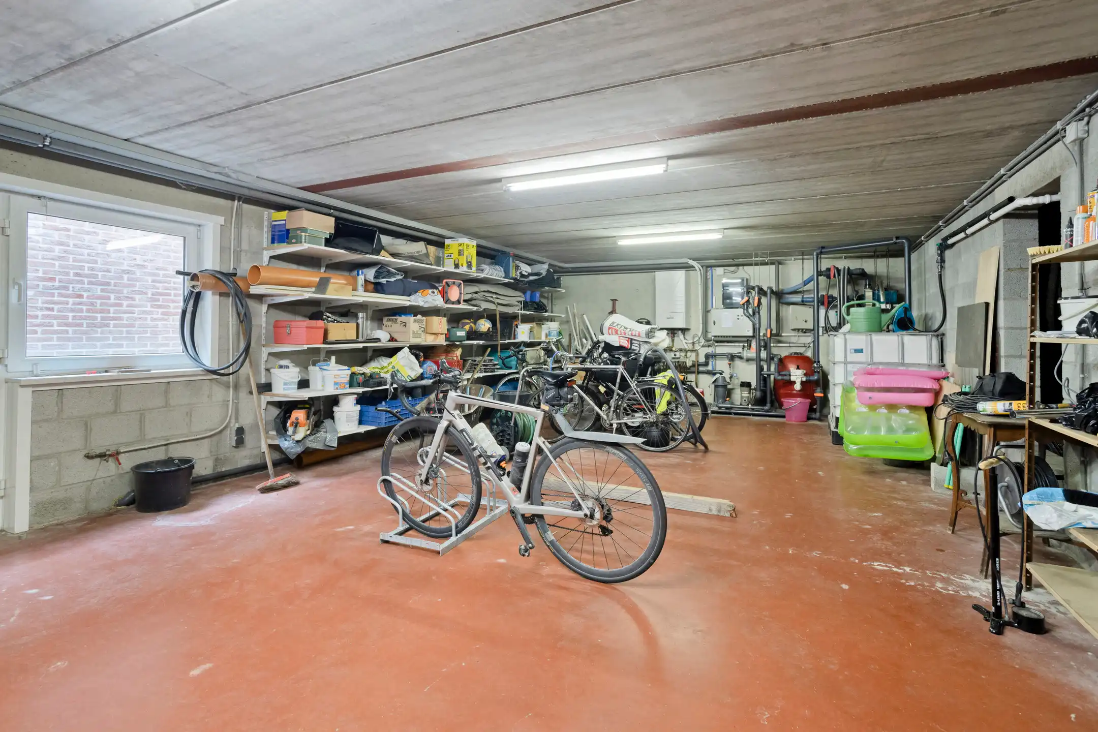 Woning met praktijk op toplocatie in centrum Begijnendijk foto 32