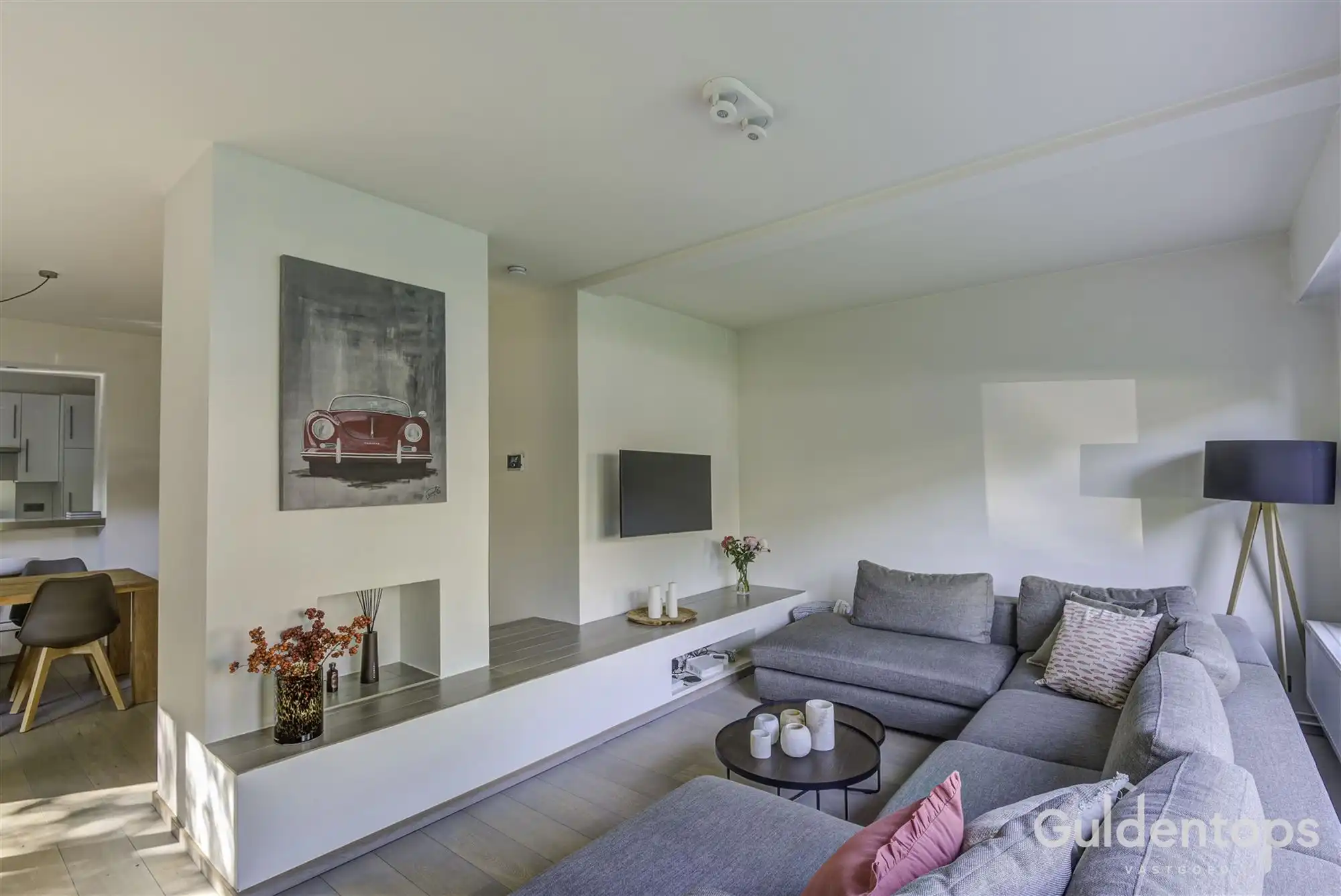 Modern ruim gelijkvloers (2 slk) appartement met ruime tuin foto 8