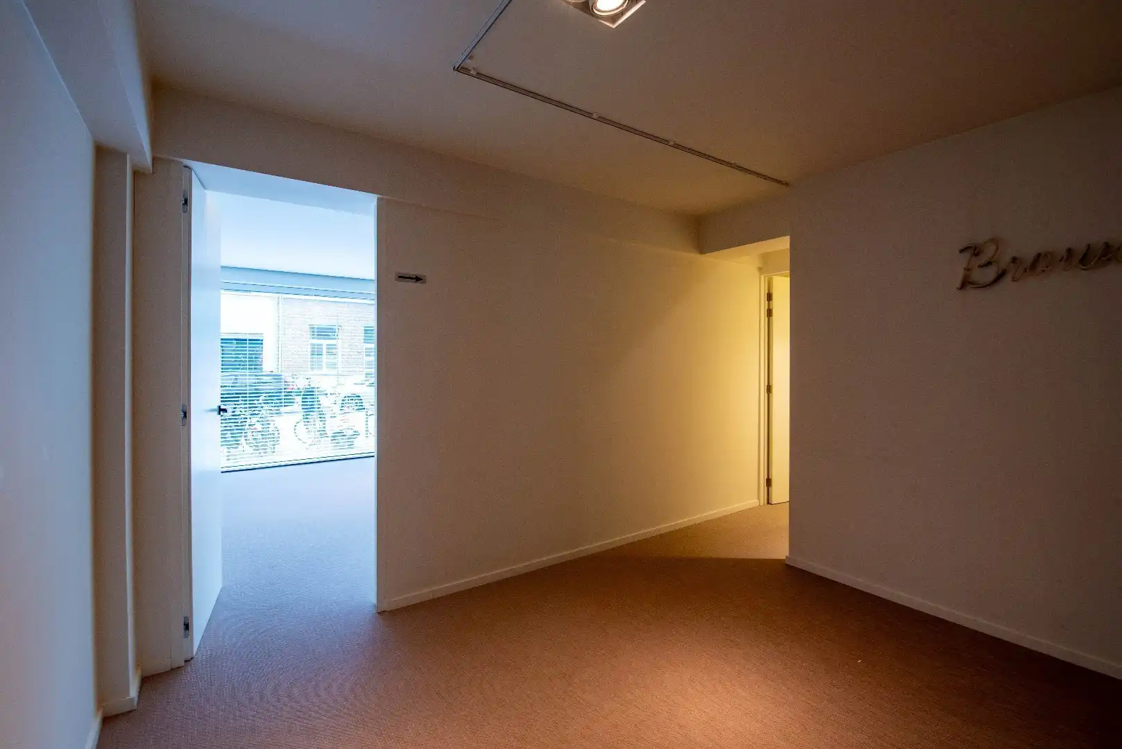 Boomsesteenweg 223 - Veelzijdige commerciële ruimtes te Wilrijk  foto 11