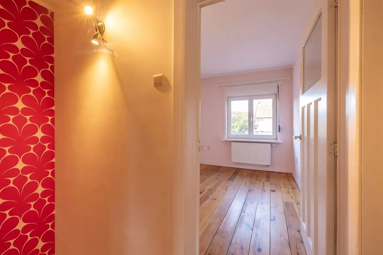 Stadswoning met drie slpk en tuintje op gunstige locatie foto 22