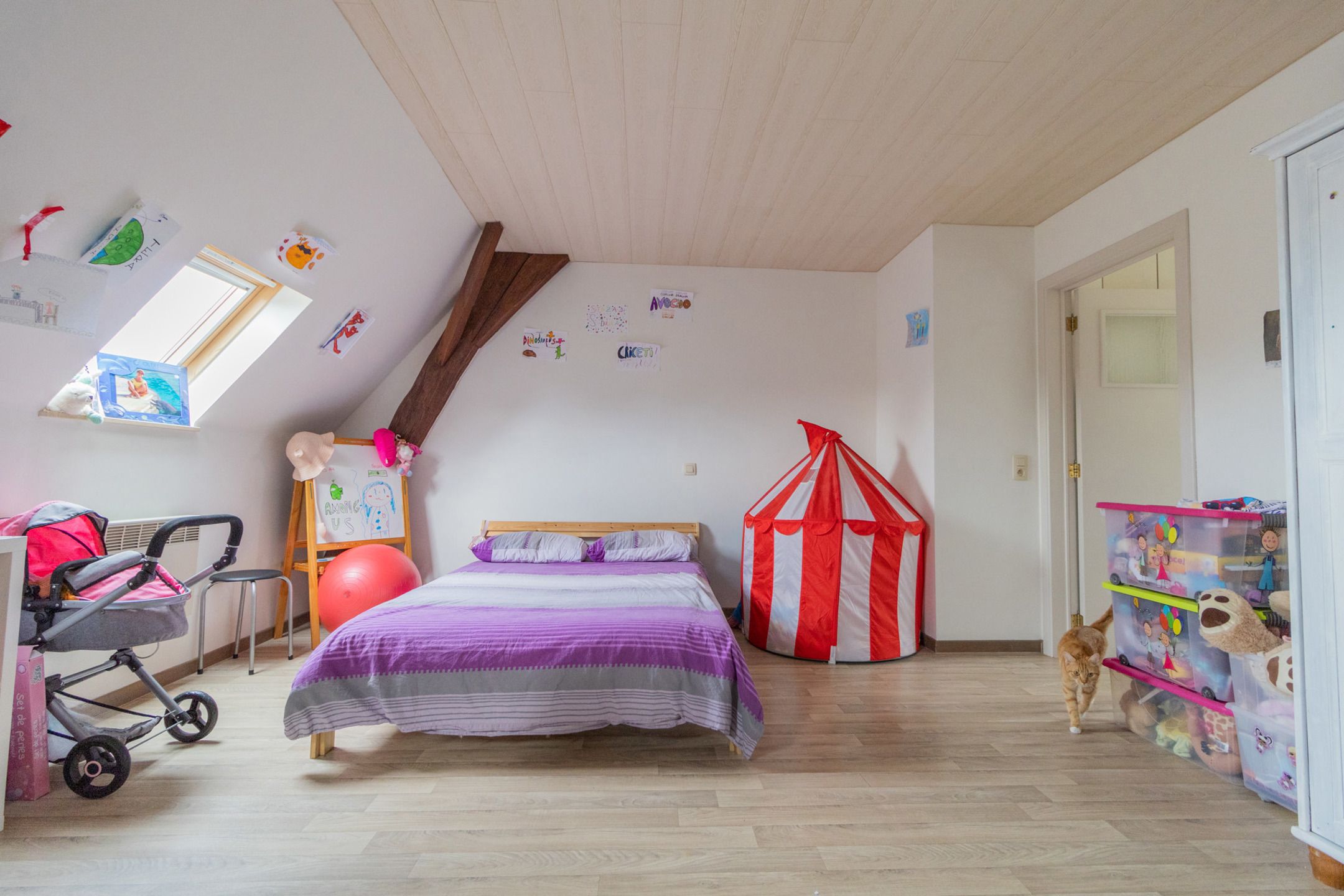 Gerenoveerde 2-gevelwoning met tuintje foto 15