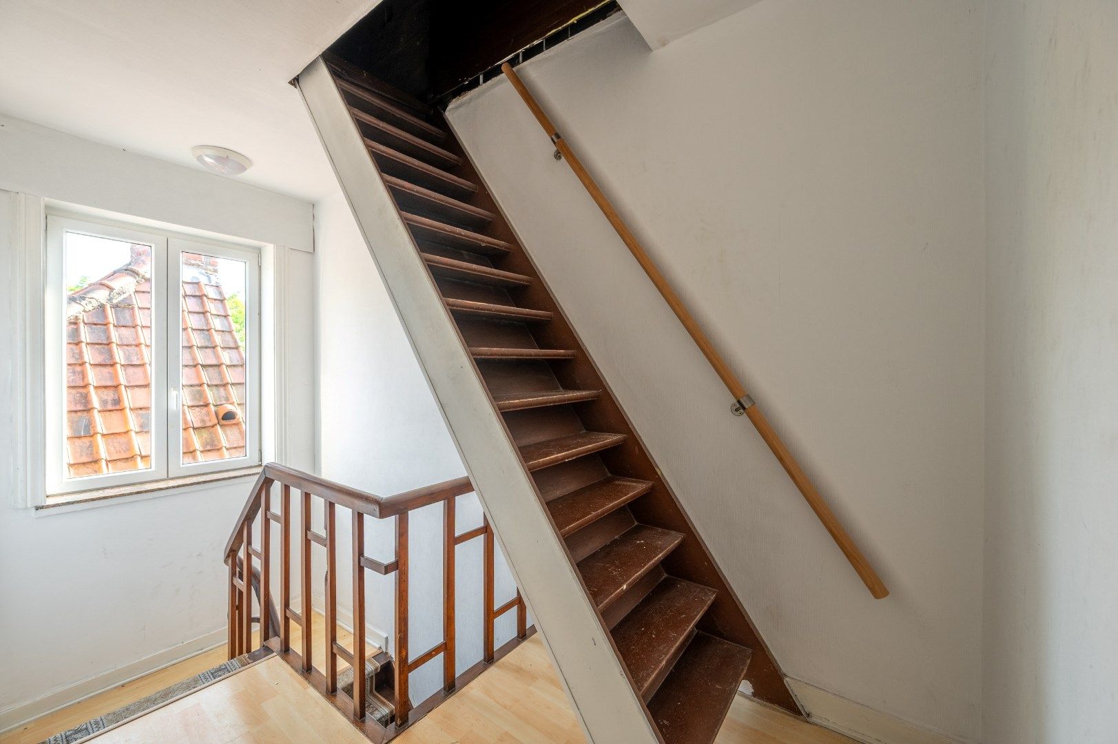 Centraal gelegen huis met 3 kamers en een aangename tuin foto 21