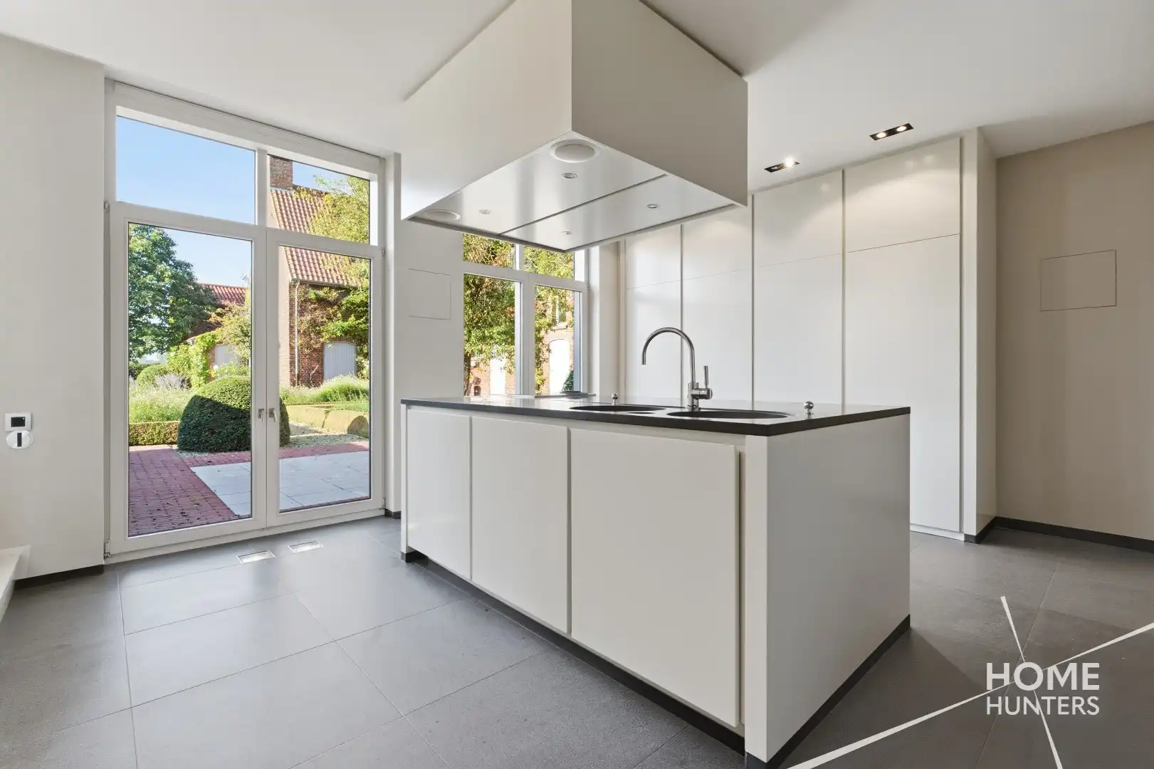 Exclusief luxedomein op 10.000 m² in het landelijke Heuvelland foto 27
