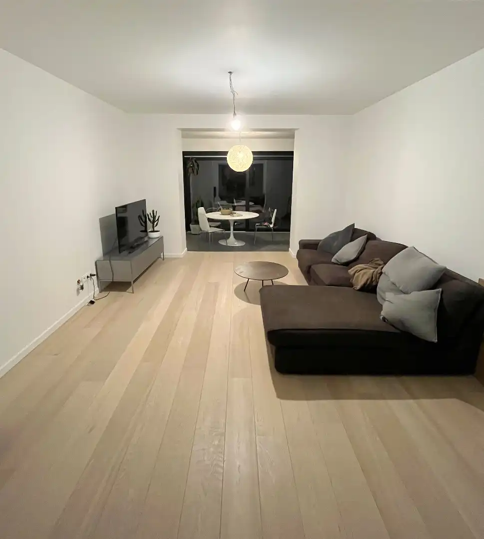 Volledig gerenoveerde woning met tuin en garage te Bissegem foto 3