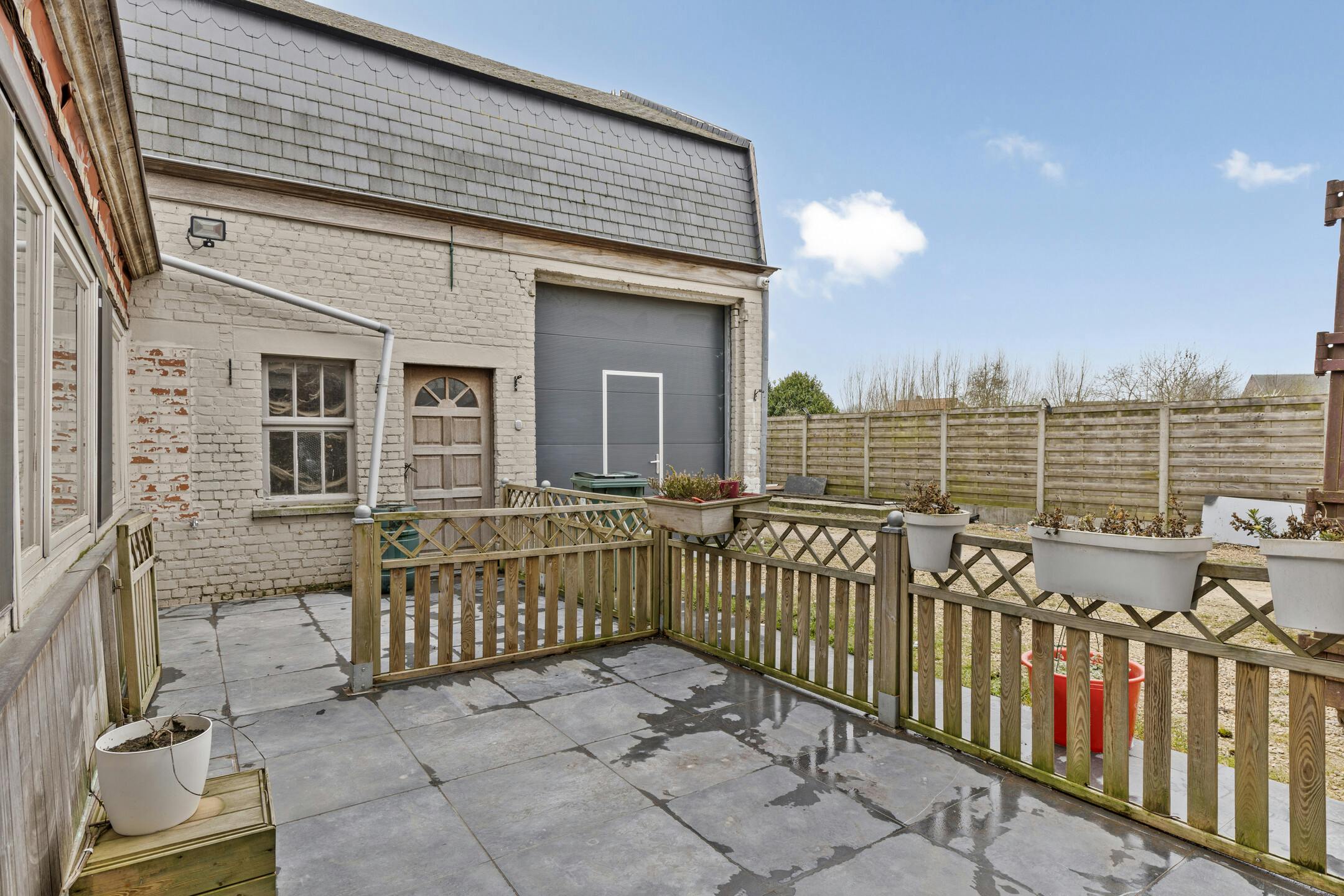 Alleenstaande woning met magazijn te koop in Oudenaarde foto 4
