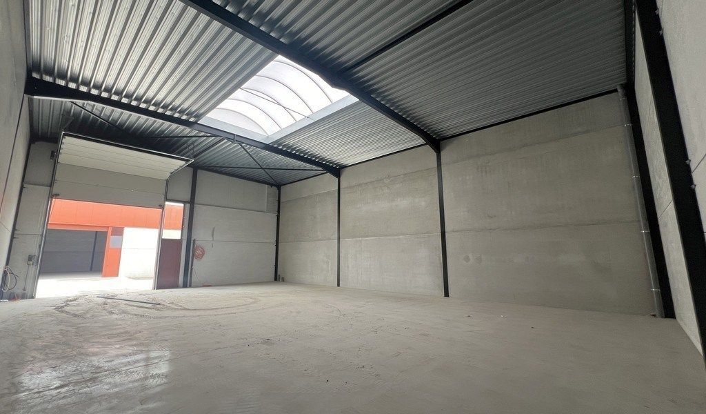 Nieuwbouw magazijn te huur in bedrijvenpark Vief te Evergem foto 2