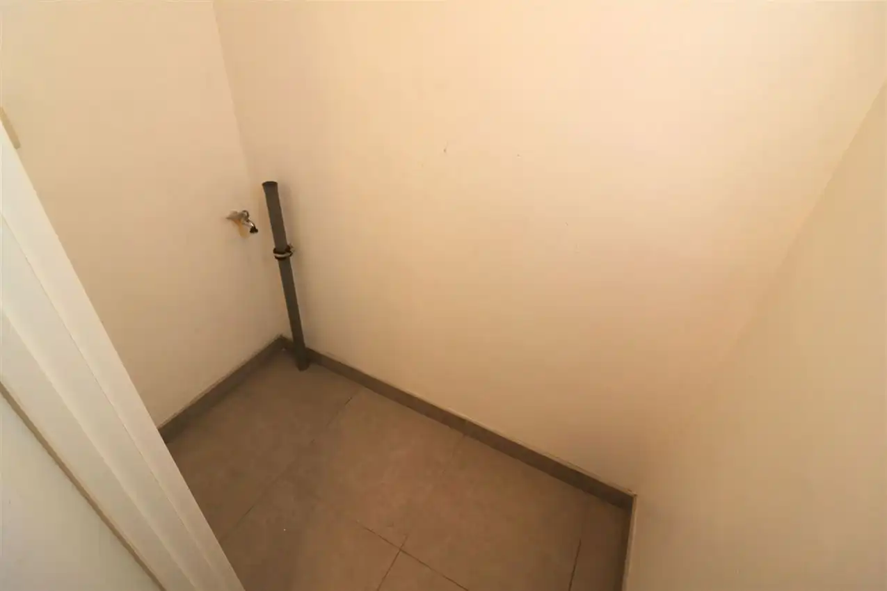 Duplexapp., 2 slpk, autostaanplaats, nabij station foto 15