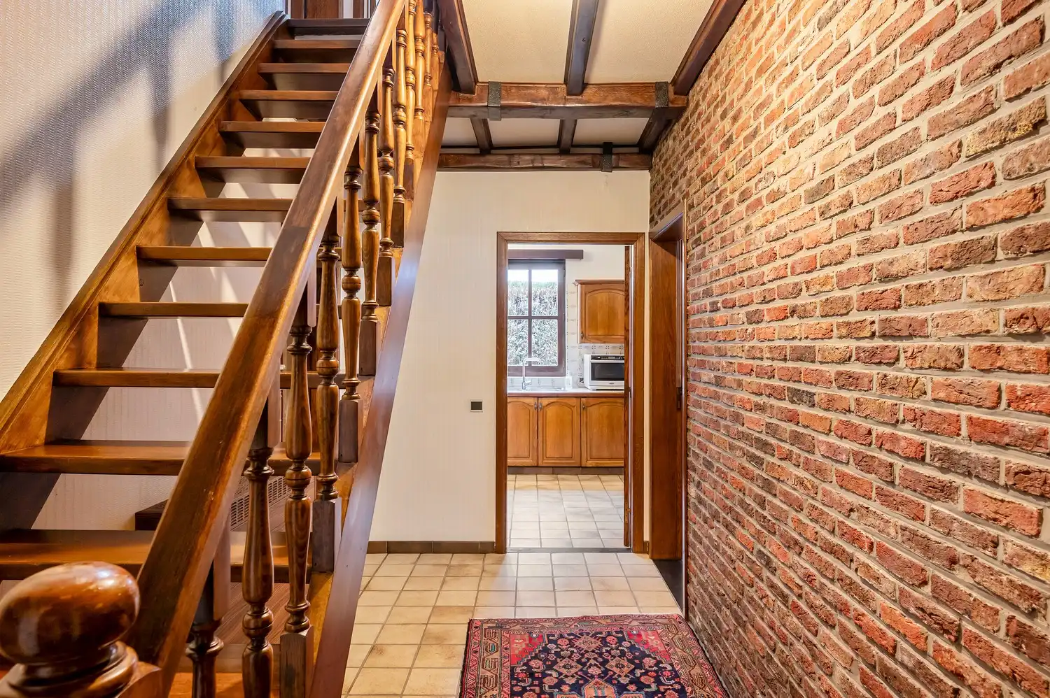 PRACHTIGE OP TE FRISSEN WONING OP EEN RUSTIGE LOCATIE foto 12