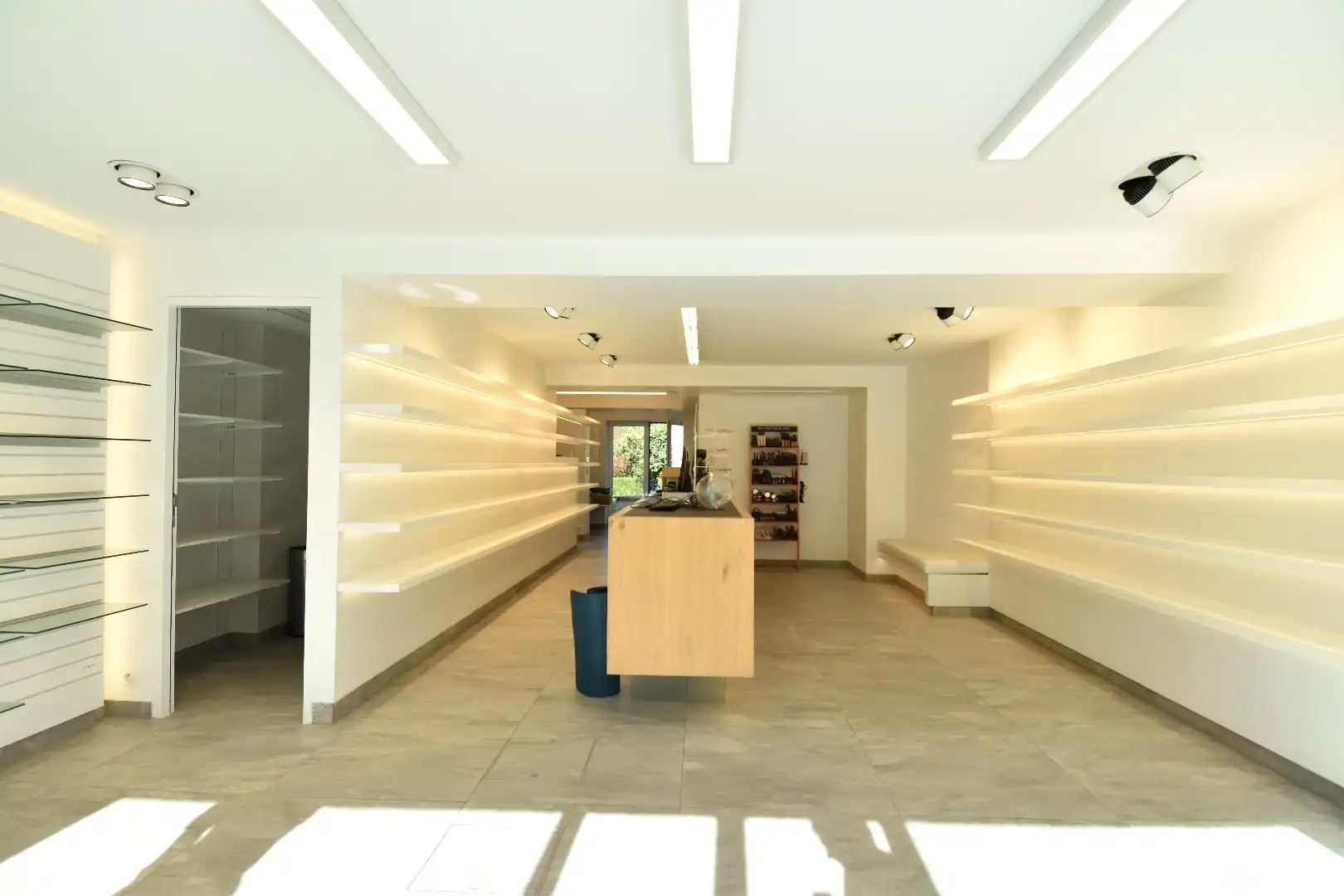 Statige woning met praktijkgedeelte (101 m²), 4 slaapkamers en zonnige tuin te koop in het straatbeeld van Bellegem foto 22