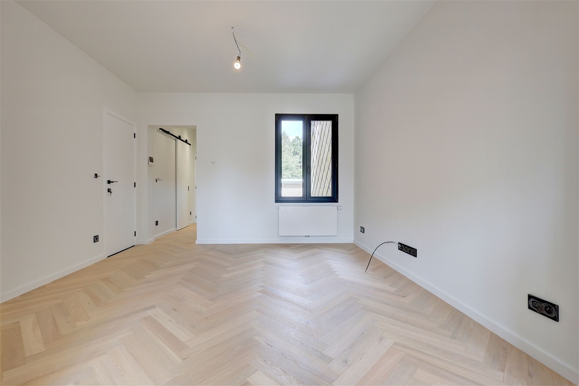 Prachtig gerenoveerd appartement vlakbij centrum Wilrijk foto 8