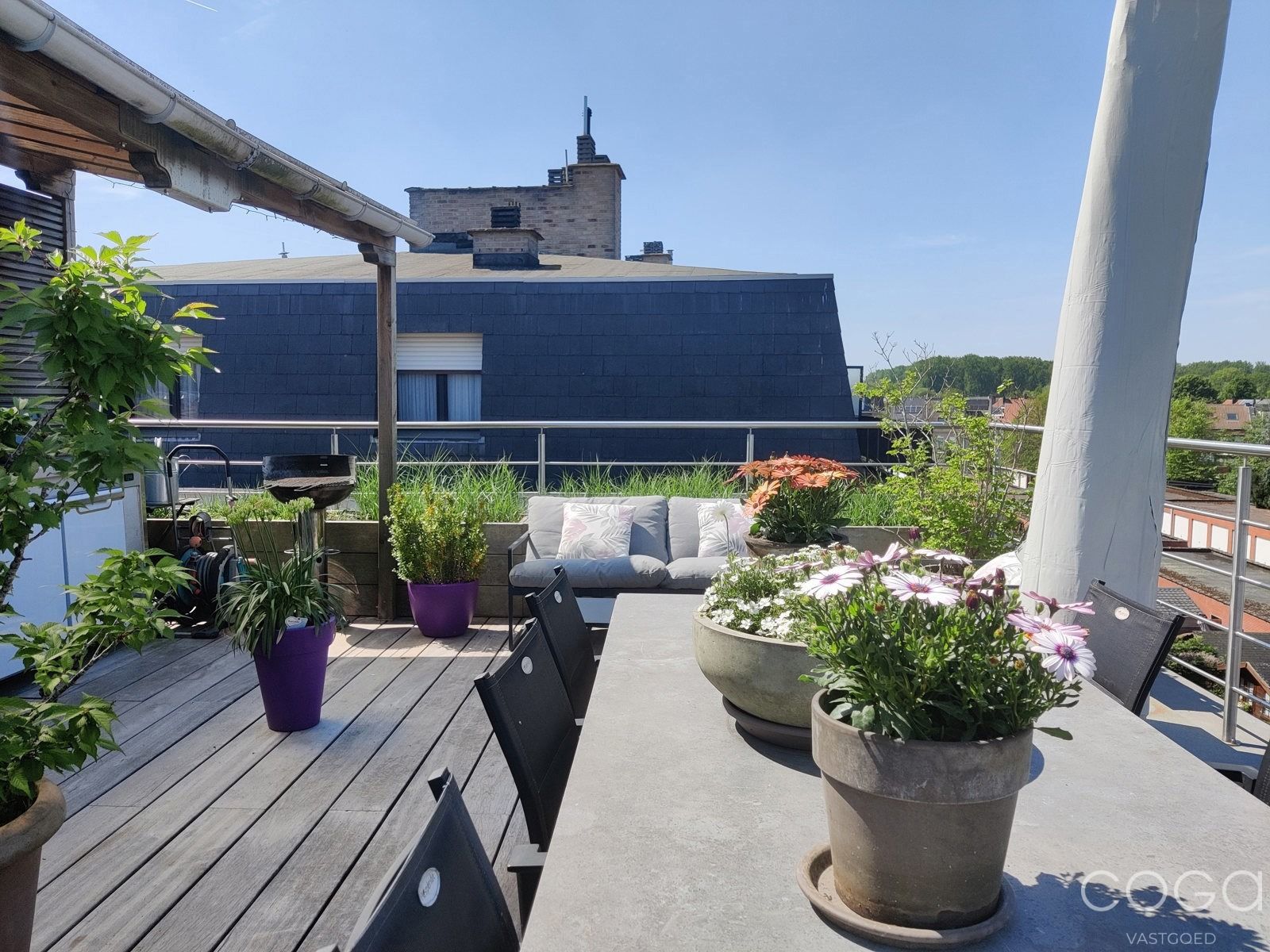 Centraal gelegen appartement met 4 slaapkamers en dakterras. foto 21