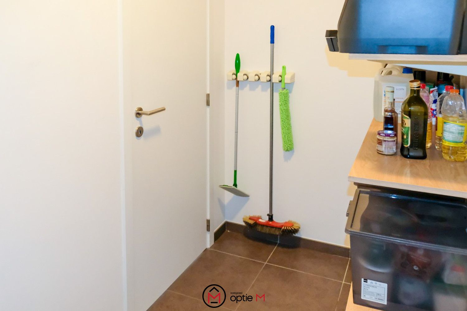 Lichtrijk appartement te huur in Tienen – met twee parkeerplaatsen en ruim terras foto 17