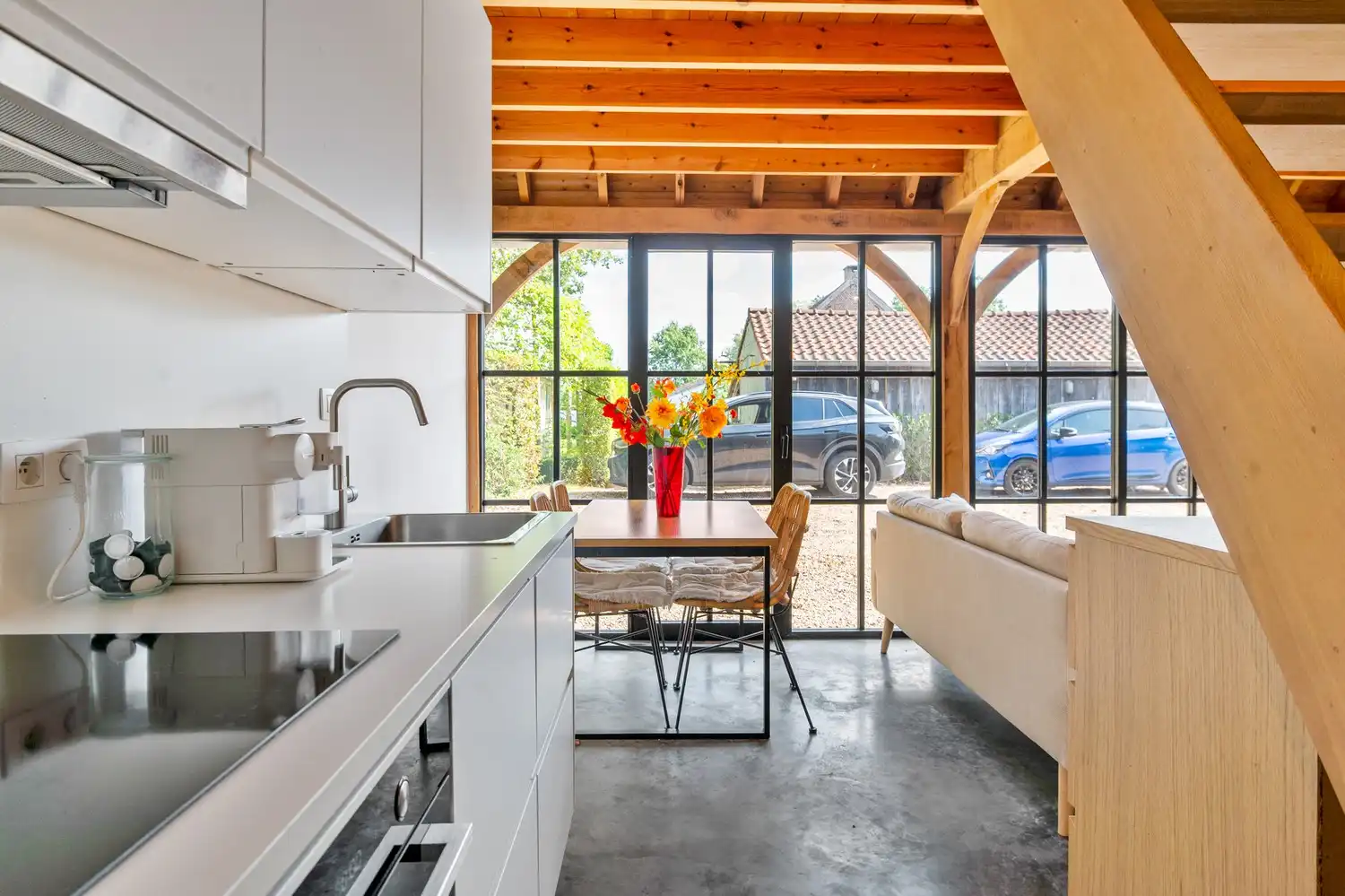 Gerenoveerde villa met bijgebouw en vijver op een perceel van 1,8 ha te Putte foto 38