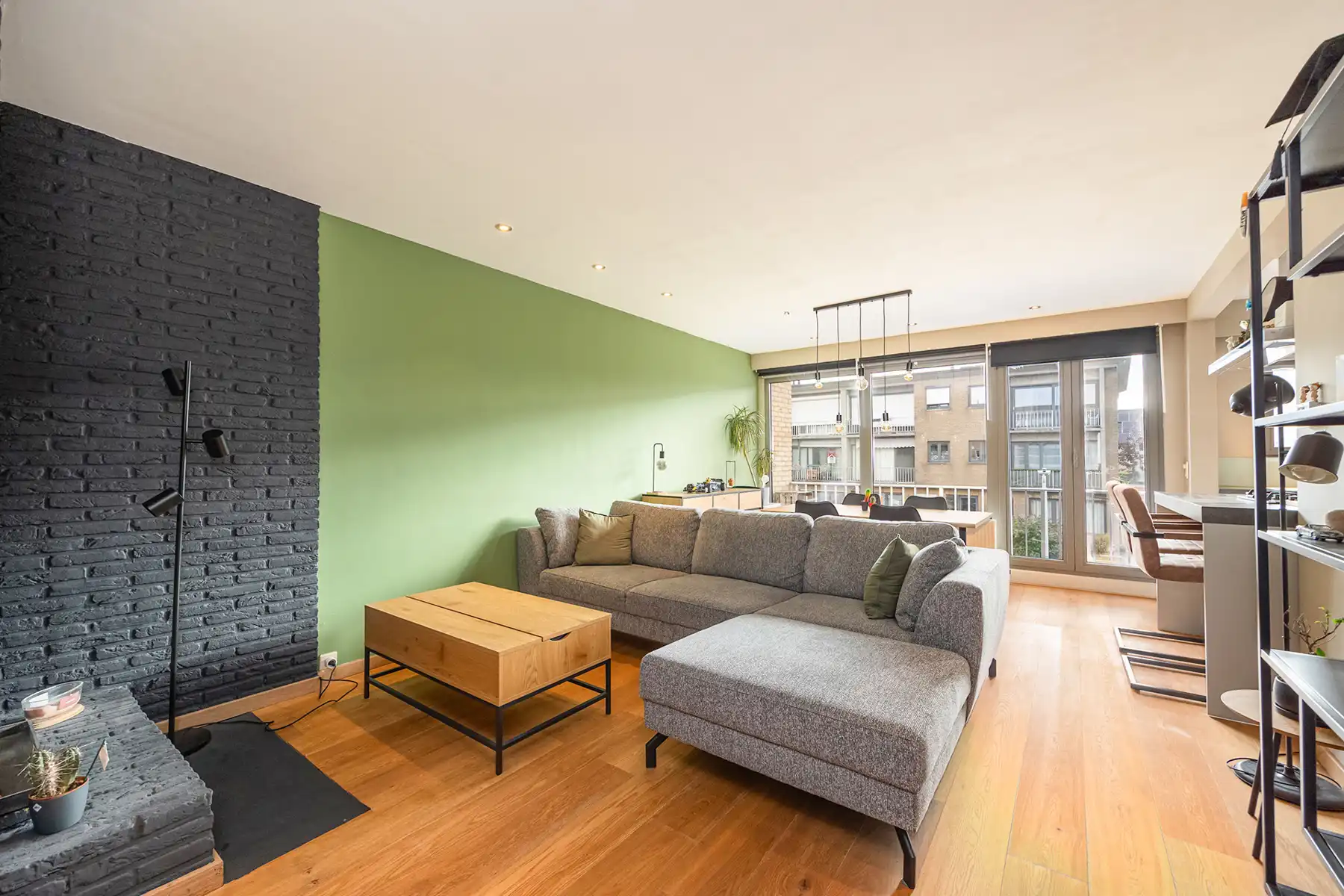 Appartement op de eerste verdieping – incl. garage met oprit foto 2