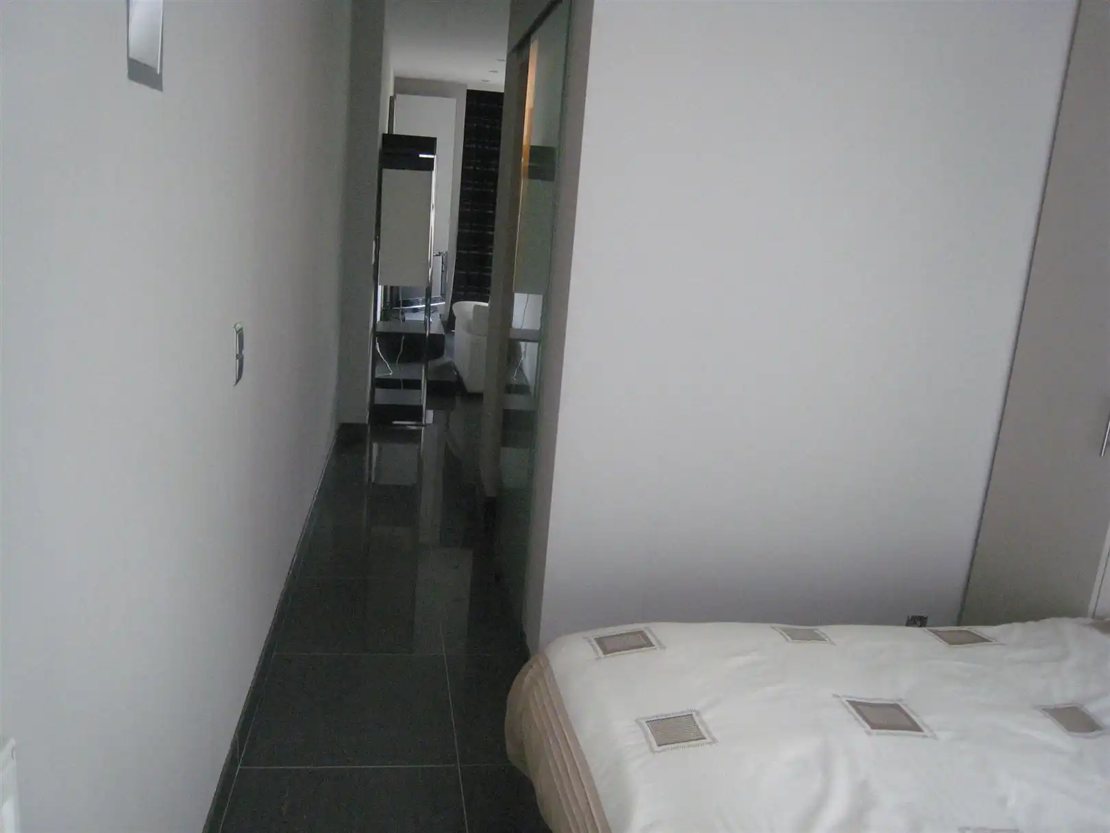 Gemeubeld appartement met 1 slaapkamer en terras foto 12