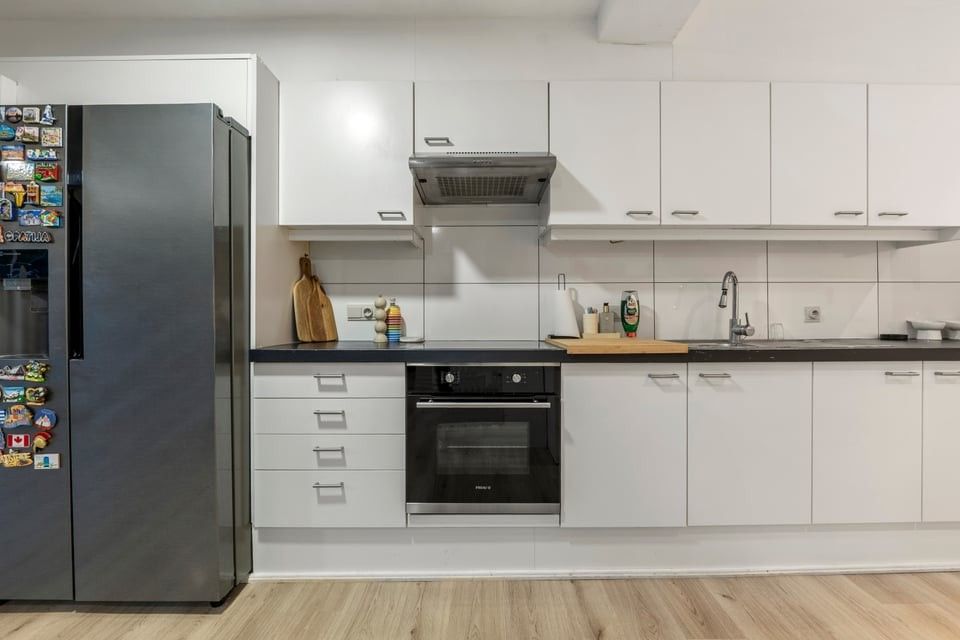 INSTAPKLARE GEZINSWONING MET 4 SLAAPKAMERS EN ZONNIGE TUIN OP TOPLOCATIE foto 12