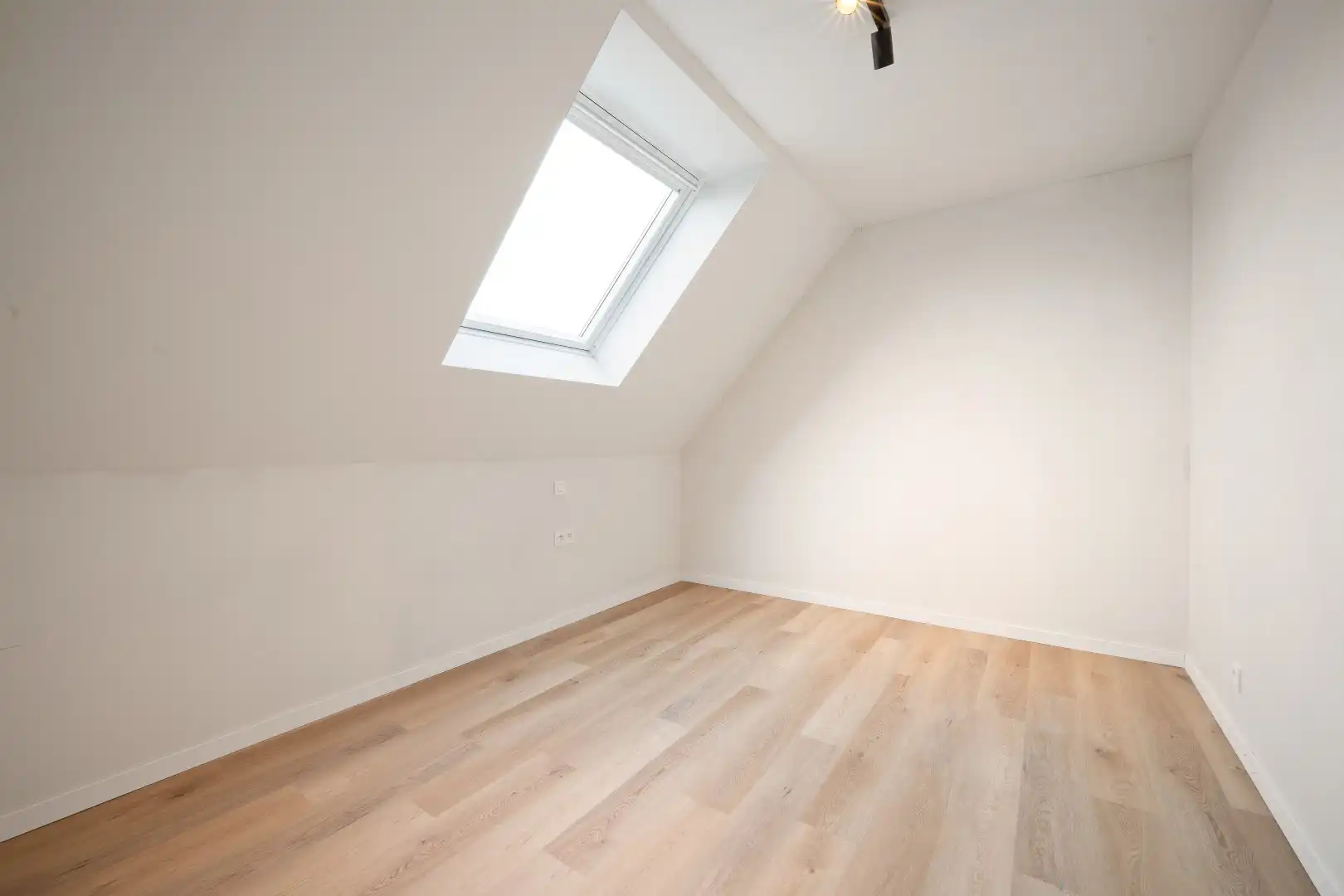 Karaktervol, gerenoveerde burgerwoning in Nieuwpoort (Vernieuwbouw - Epeil 7) – 4 slaapkamers & stadstuin foto 24