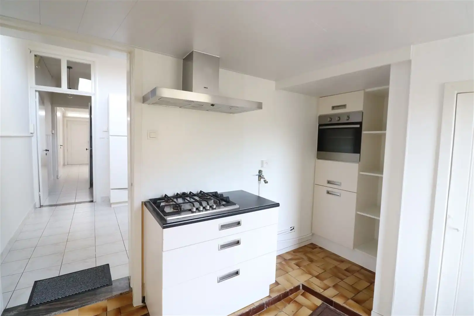 Opgefriste woning met 2 slaapkamers foto 9