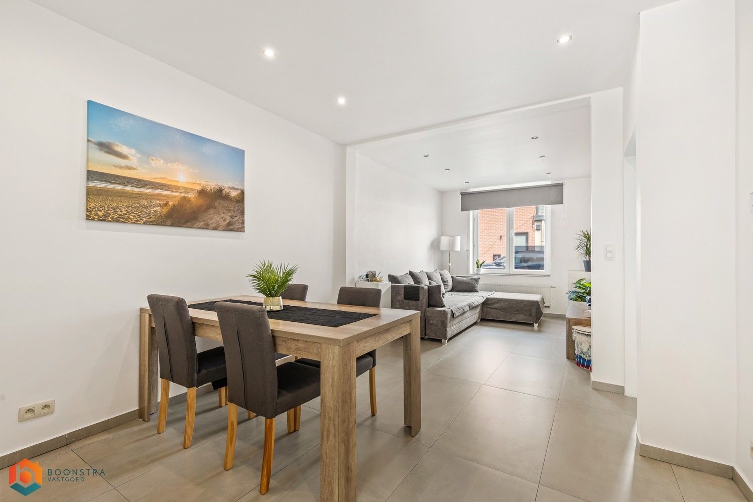 Gerenoveerde woning met 4 slpkrs en EPC B foto 2