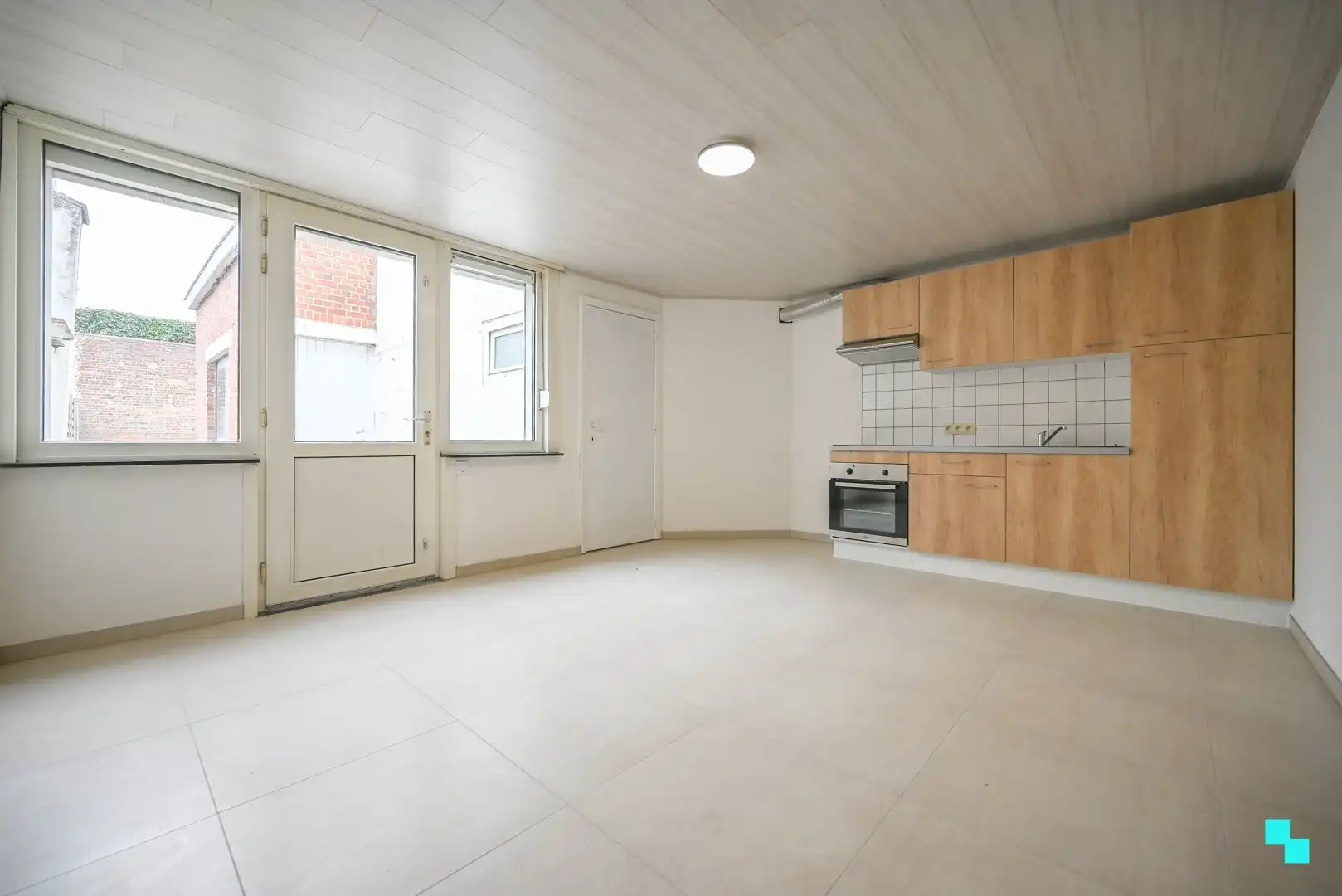 Woning met twee slaapkamers nabij het centrum van Kortrijk foto 8