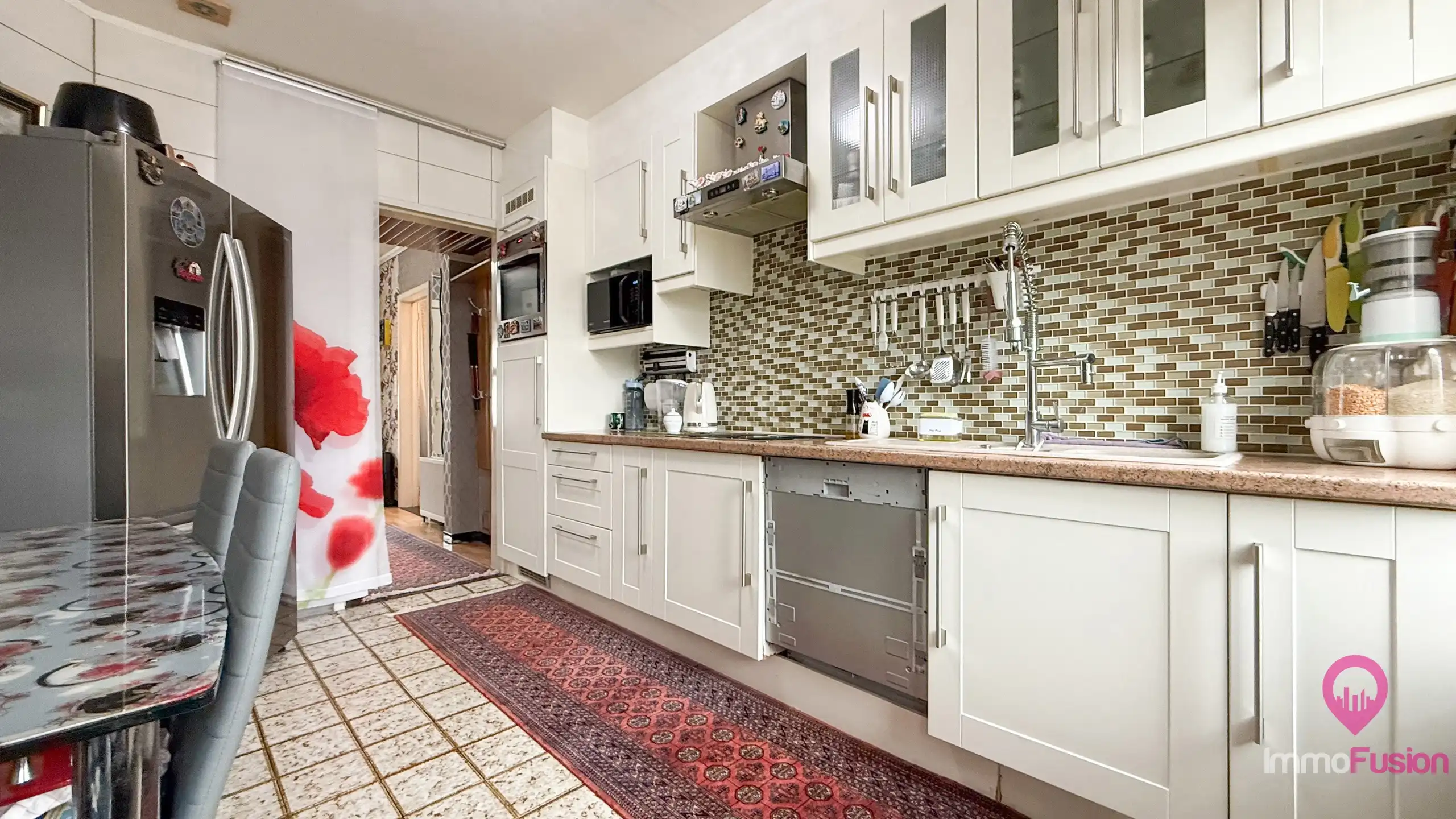 Instapklare woning met grote tuin dichtbij autostrade! foto 11