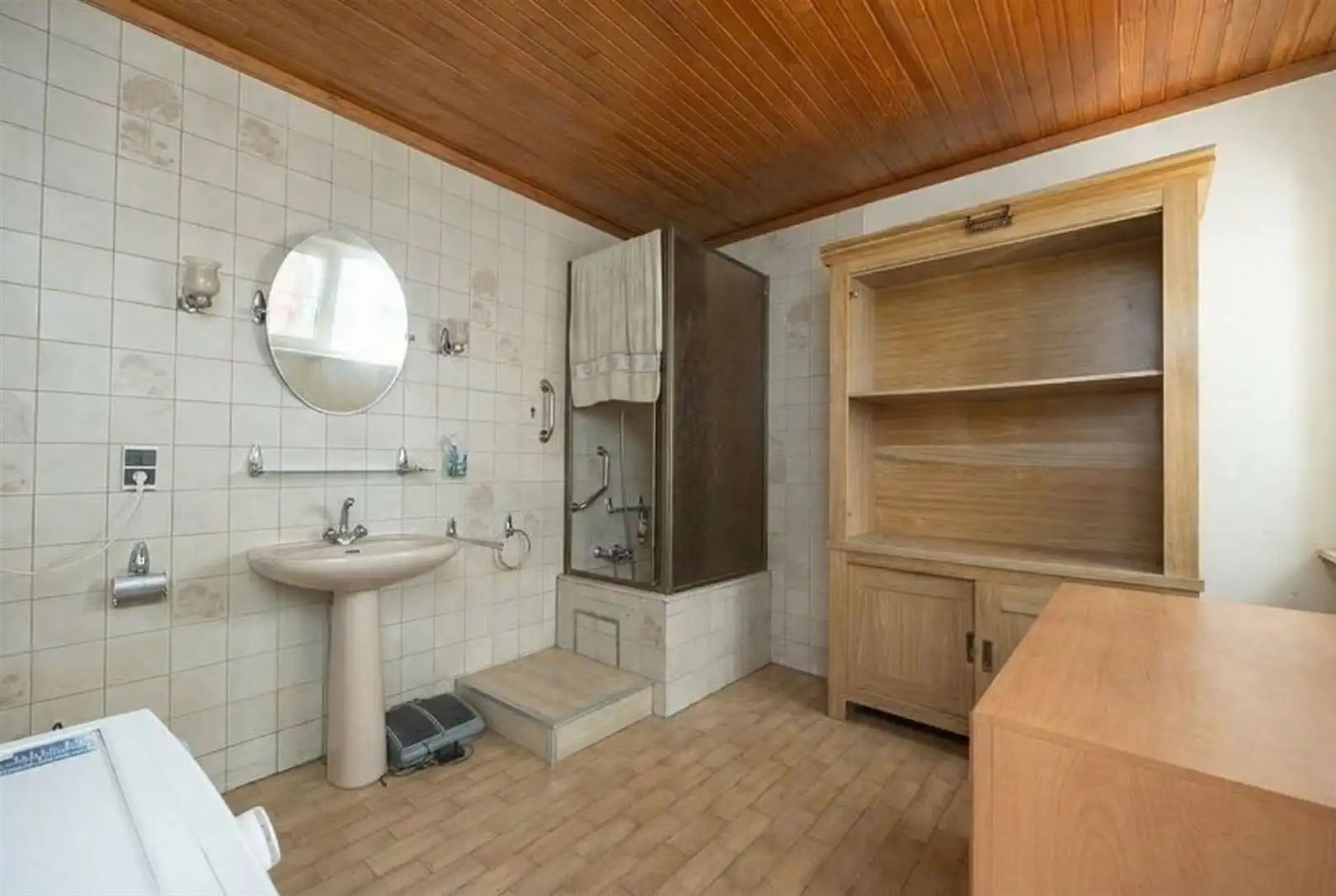 Opbrengsteigendom met 2 APP in Ekeren centrum foto 10