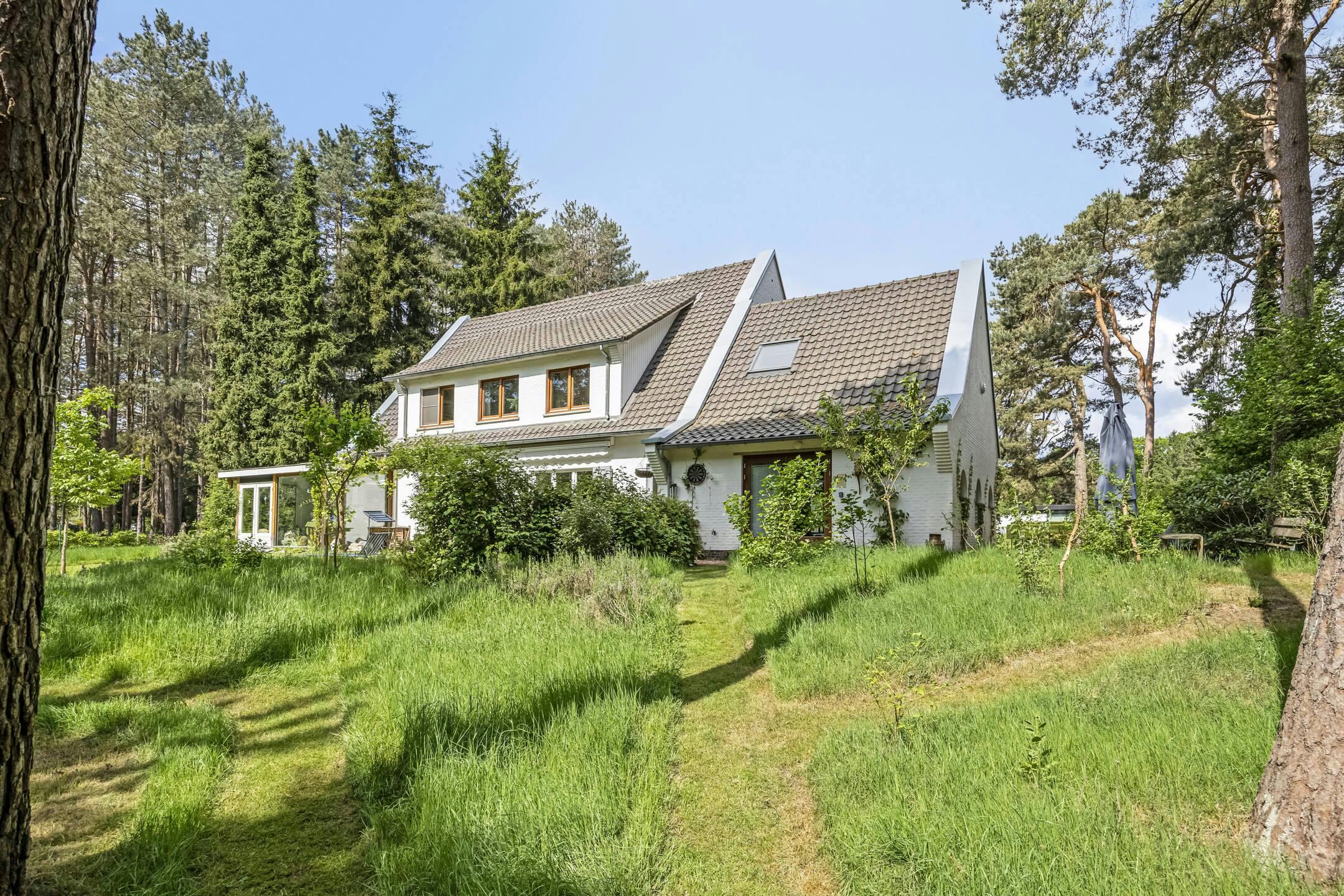 Villa met vakantiewoning te koop in Maasmechelen foto 31