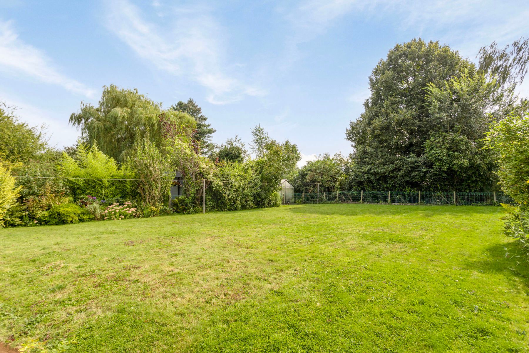 Rustig gelegen bungalow met 3 slaapkamers foto 8