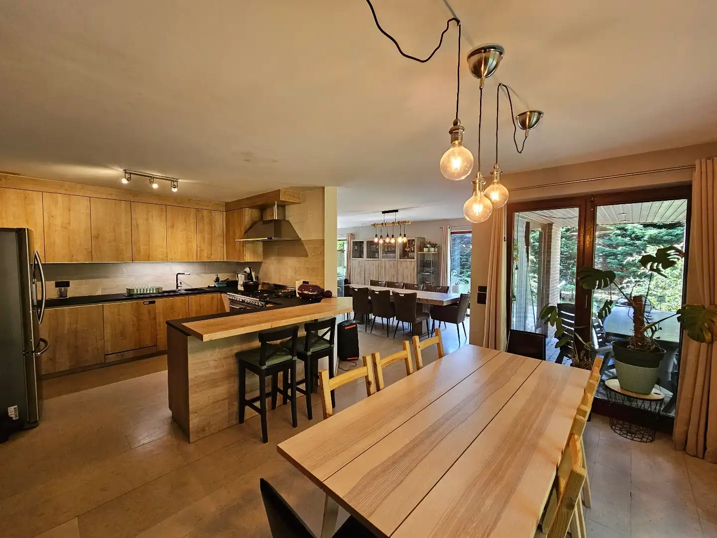 Villa met 4 slaapkamers in groene omgeving. foto 6