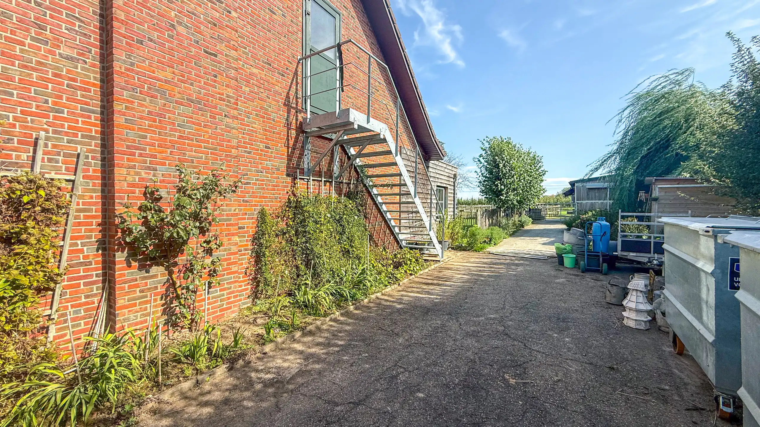 Landelijke woning met 6 slpks op perceel van 36a 70ca! foto 54