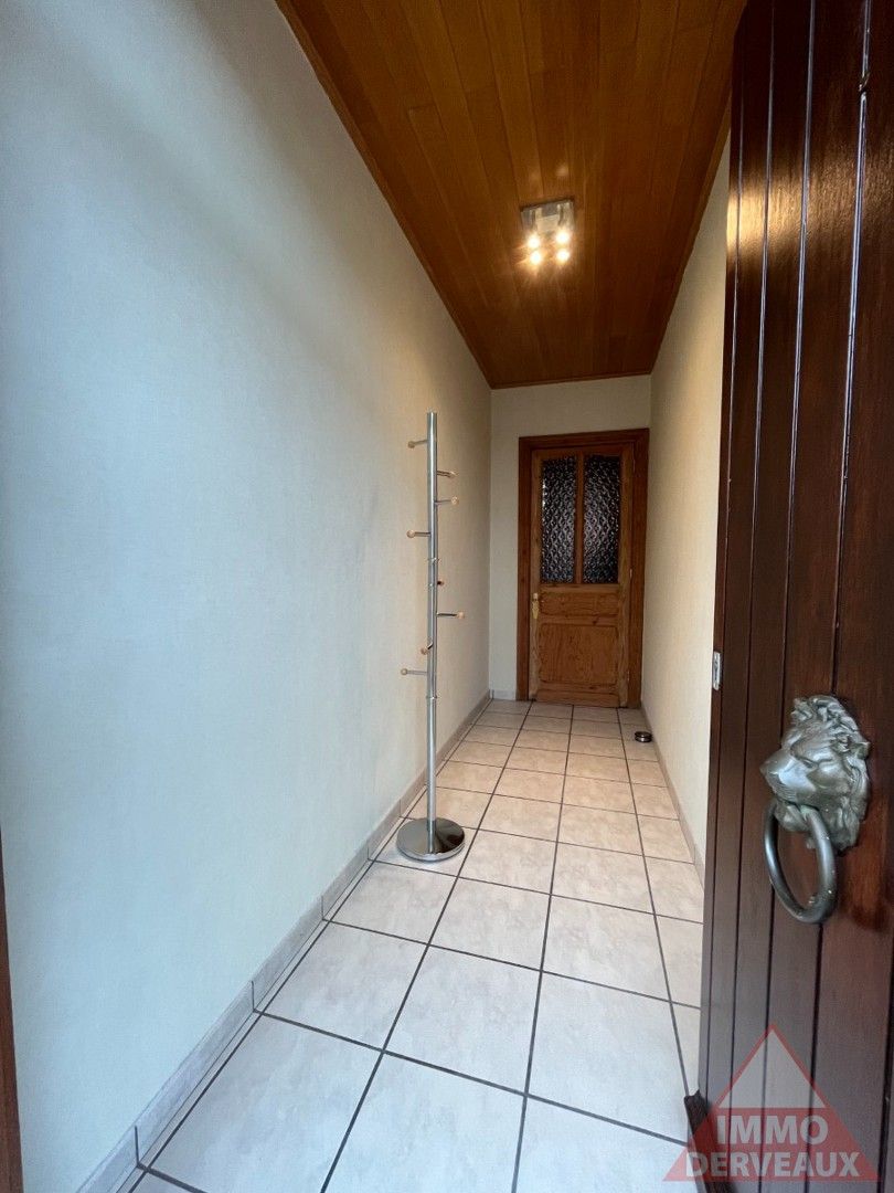 Geluveld - Open woning met grote tuin en zijoprit met garage foto 2