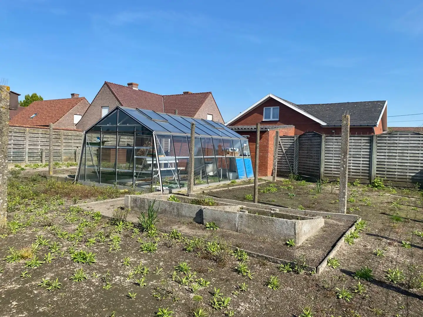 Authentieke bungalow met inpandige garage en grote tuin foto 14