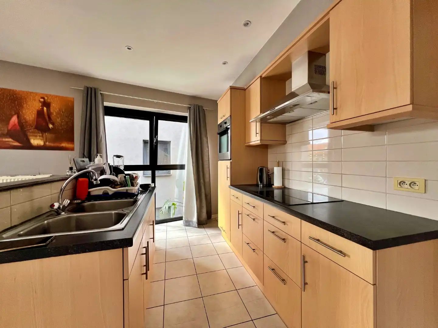 Lichtrijk appartement met garage in centrum Eeklo foto 5