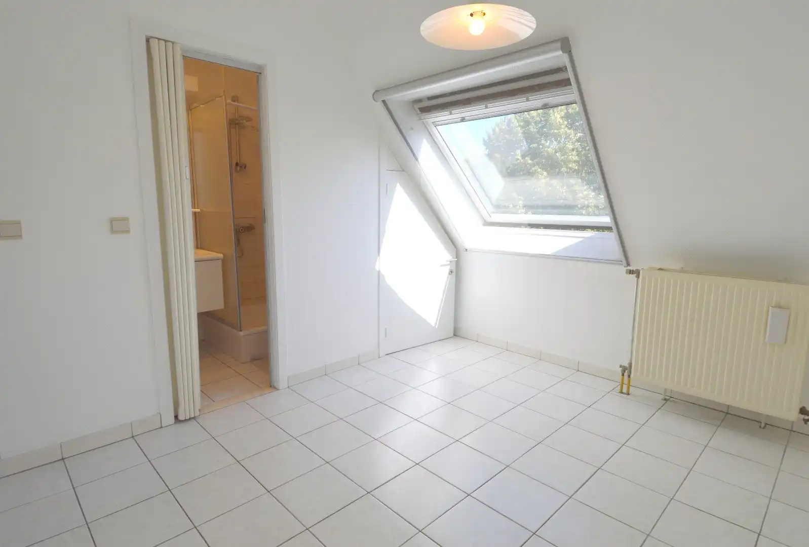 Gezellig dakappartement met terras in Gullegem foto 8