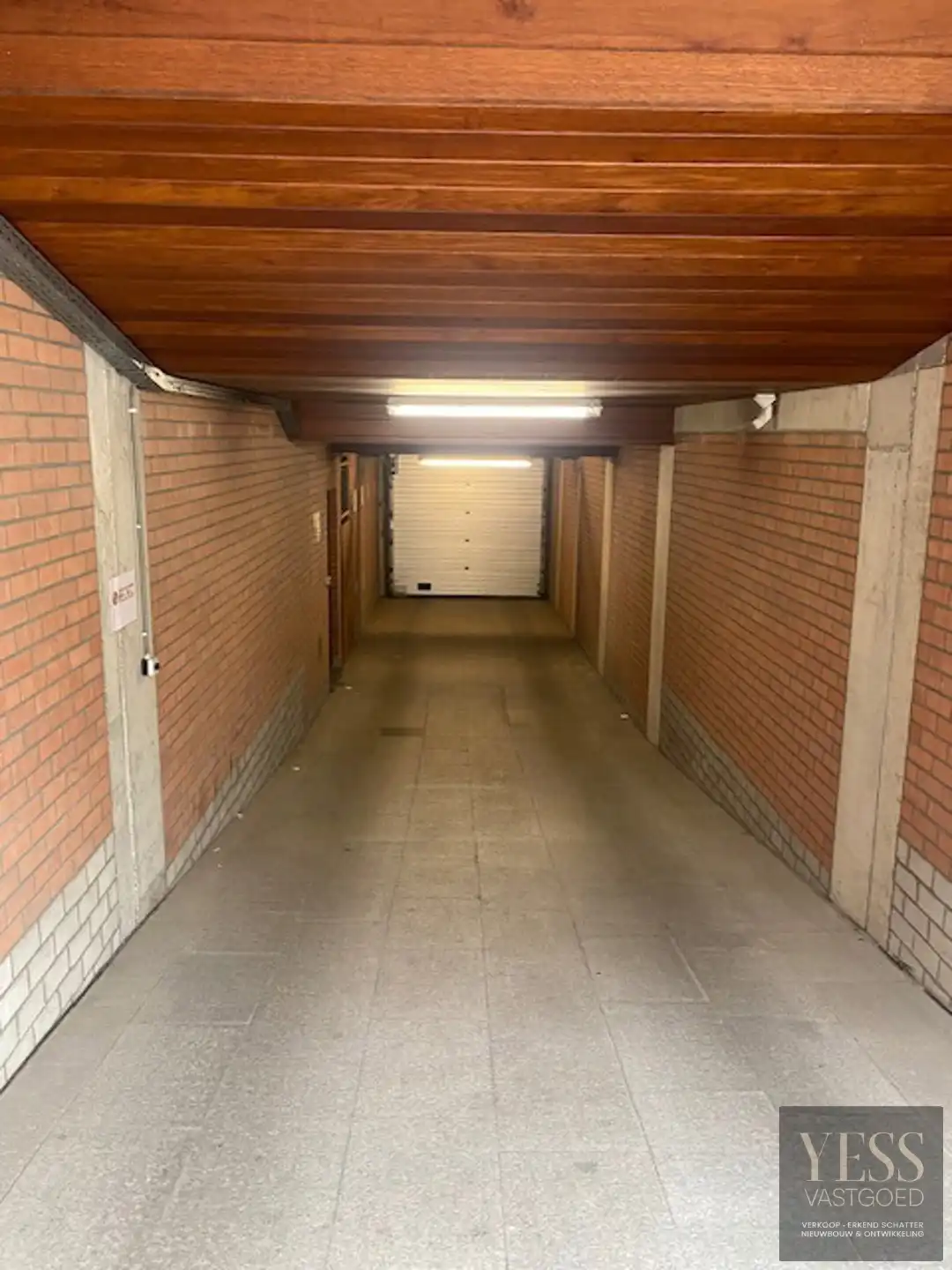 Makkelijke garagebox te Knokke Zoute in de Zandstraat 6. foto 4