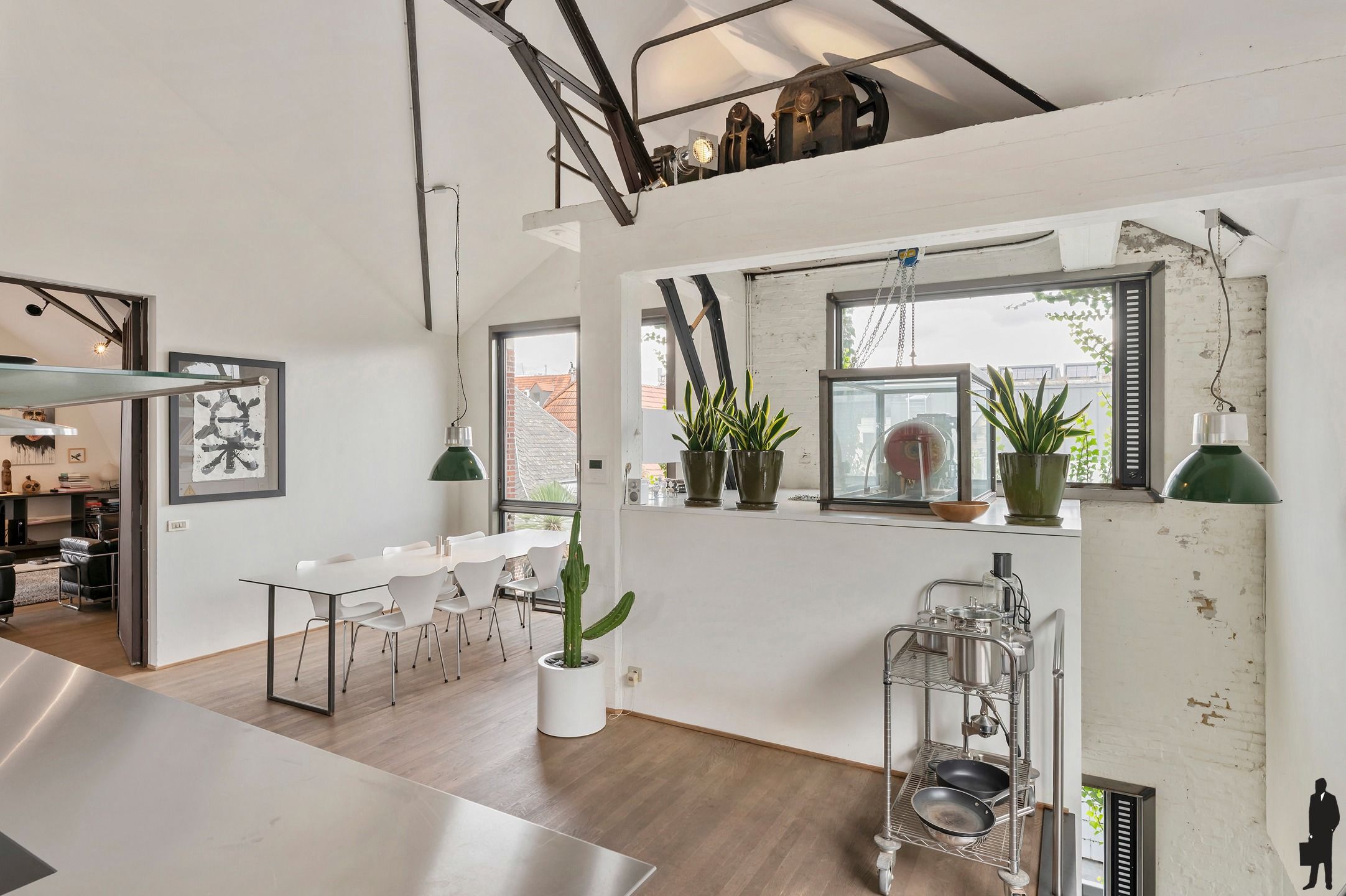 Unieke loft met perfecte synergie tussen wonen en werken foto 14
