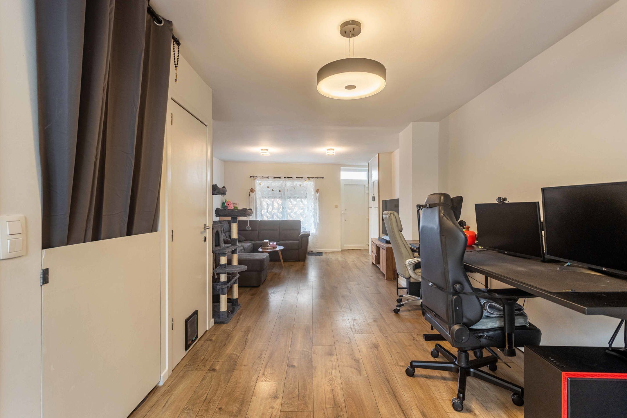 Interessante opportuniteit; gerenoveerde woning met tuin!  foto 4