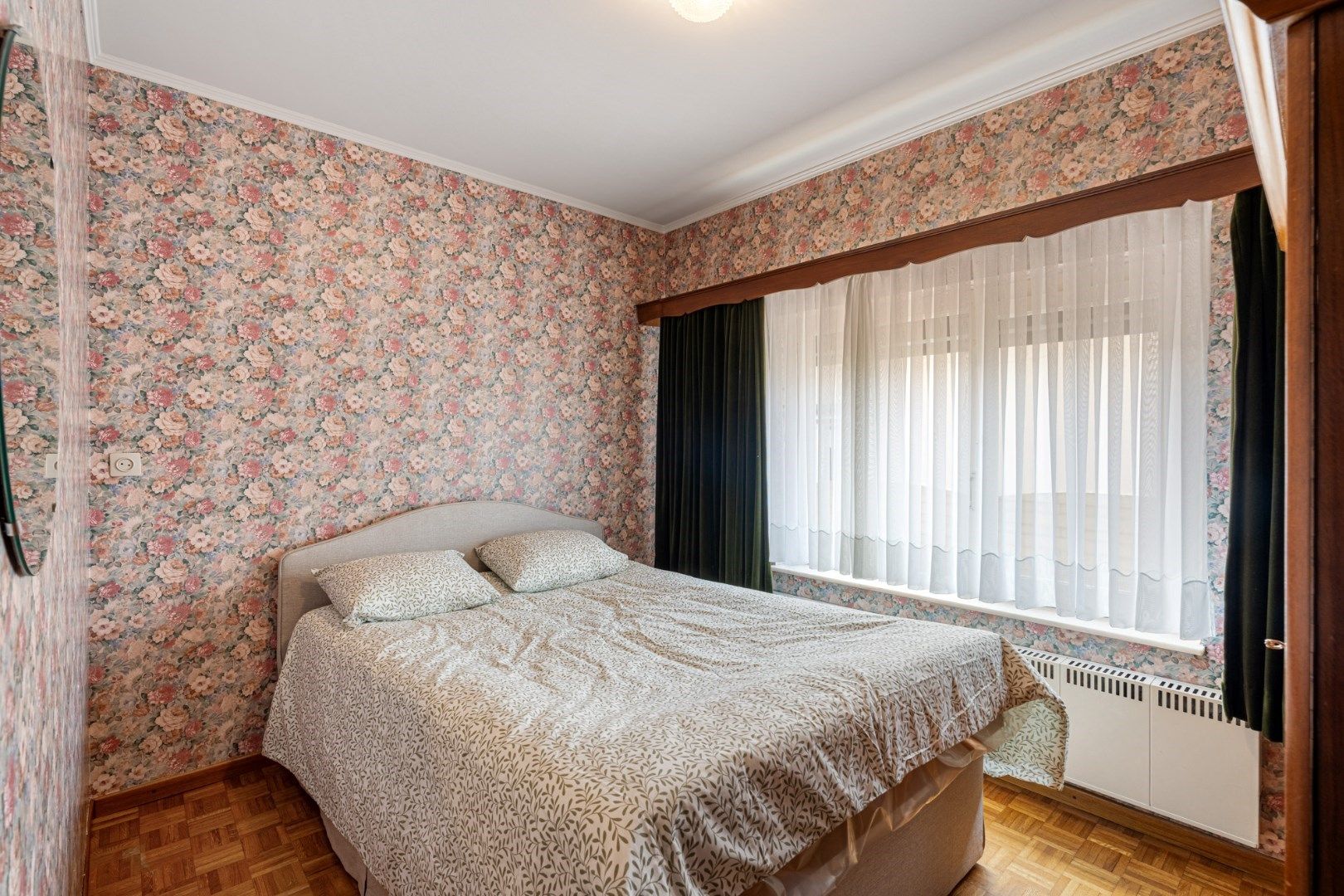 IN OPTIE - Verzorgde vrijstaande woning met mooie tuin op 11a 58ca, op enkele minuutjes van het centrum  foto 17