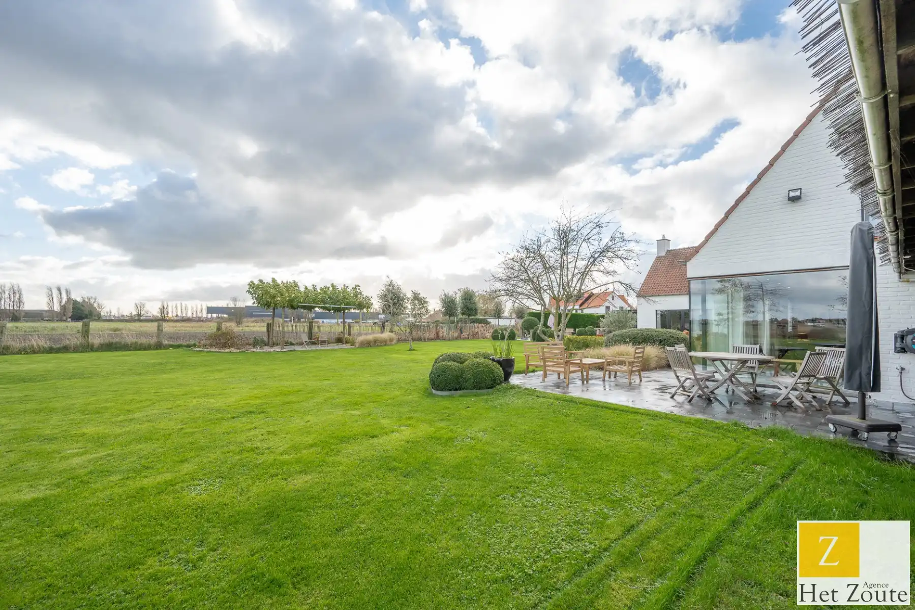 Twee ruime villa’s op één groot perceel (5.460 m²) te Knokke foto 50