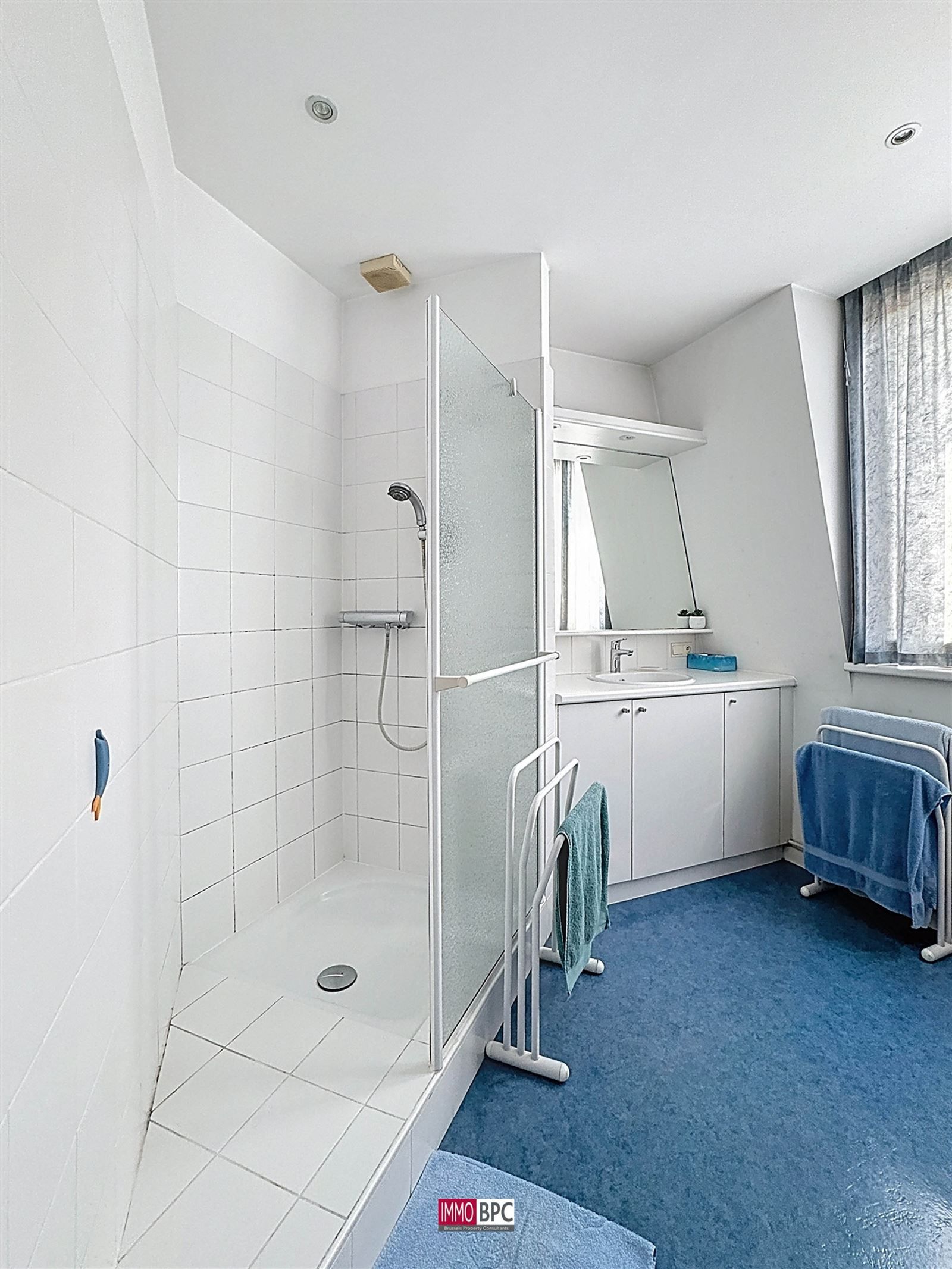 indrukwekkende art-decogetinte herenhuis in het hart van Sint-Agatha-Berchem foto 33