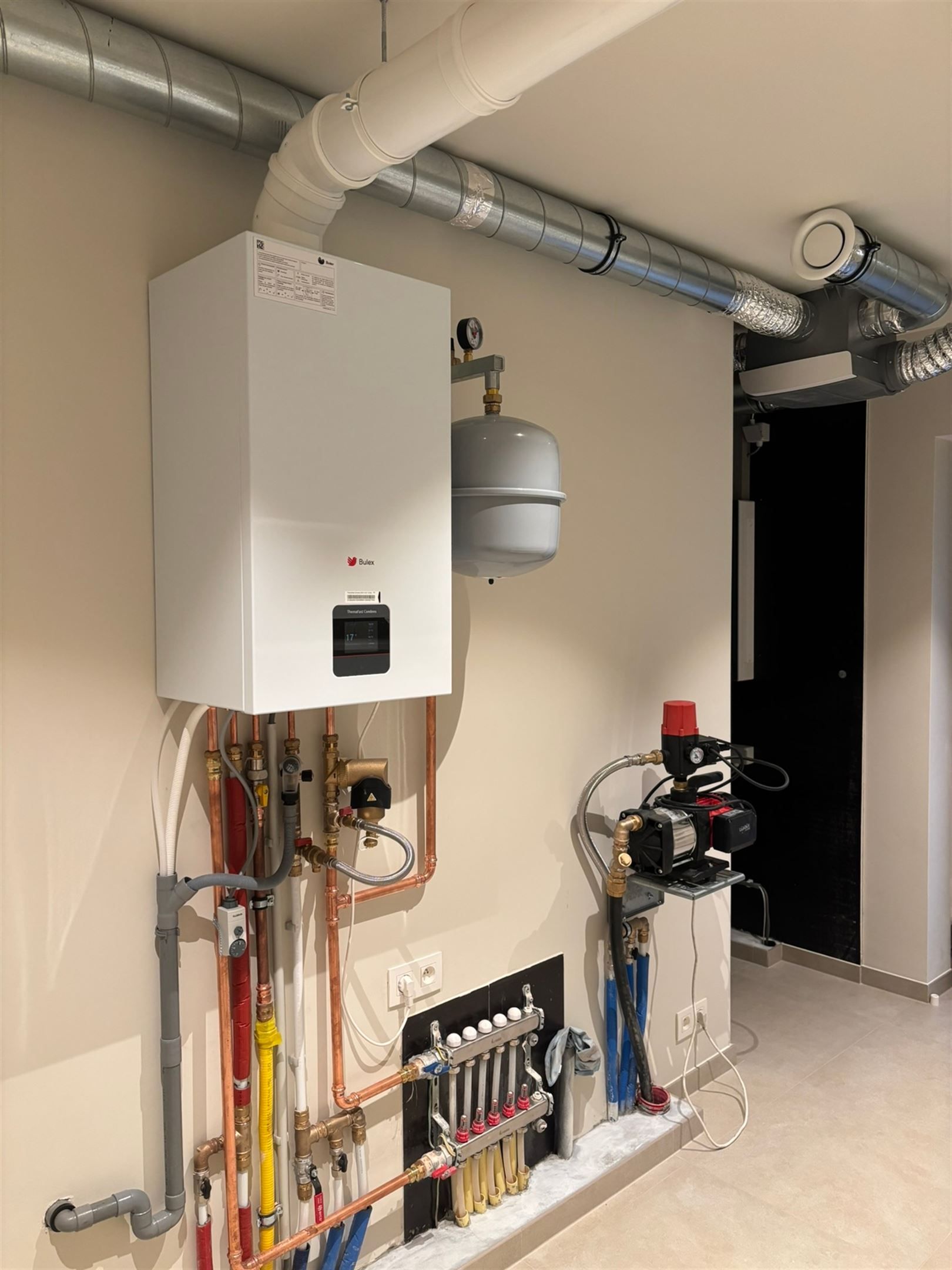 Nieuwbouw met 3 slpk's foto 8