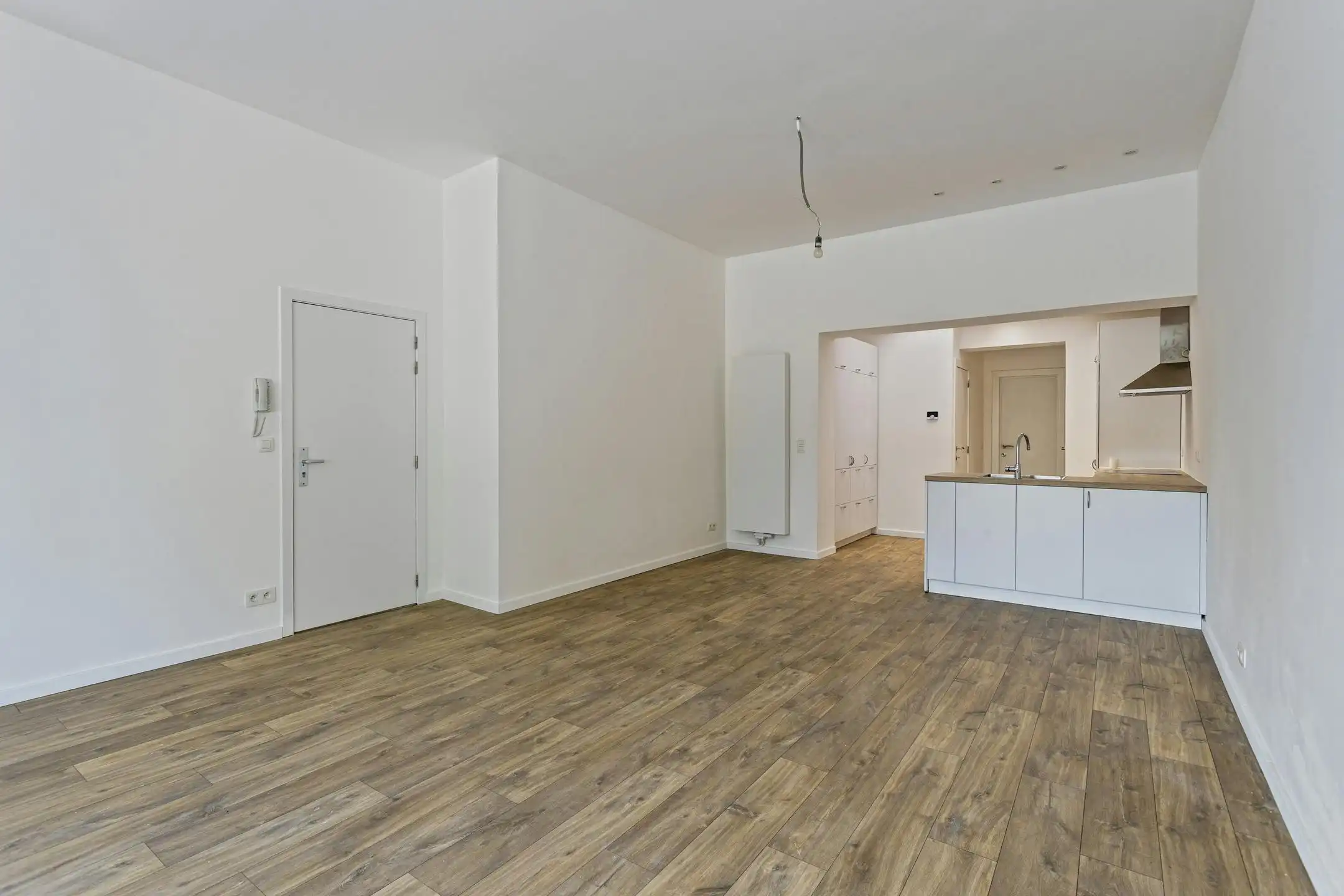 Triplex appartement te koop aan de Waalsekaai te Antwerpen foto 8