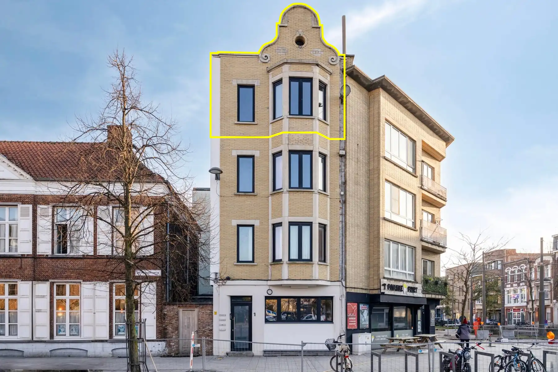 Gerenoveerd appartement met twee slaapkamers en balkon. foto 11