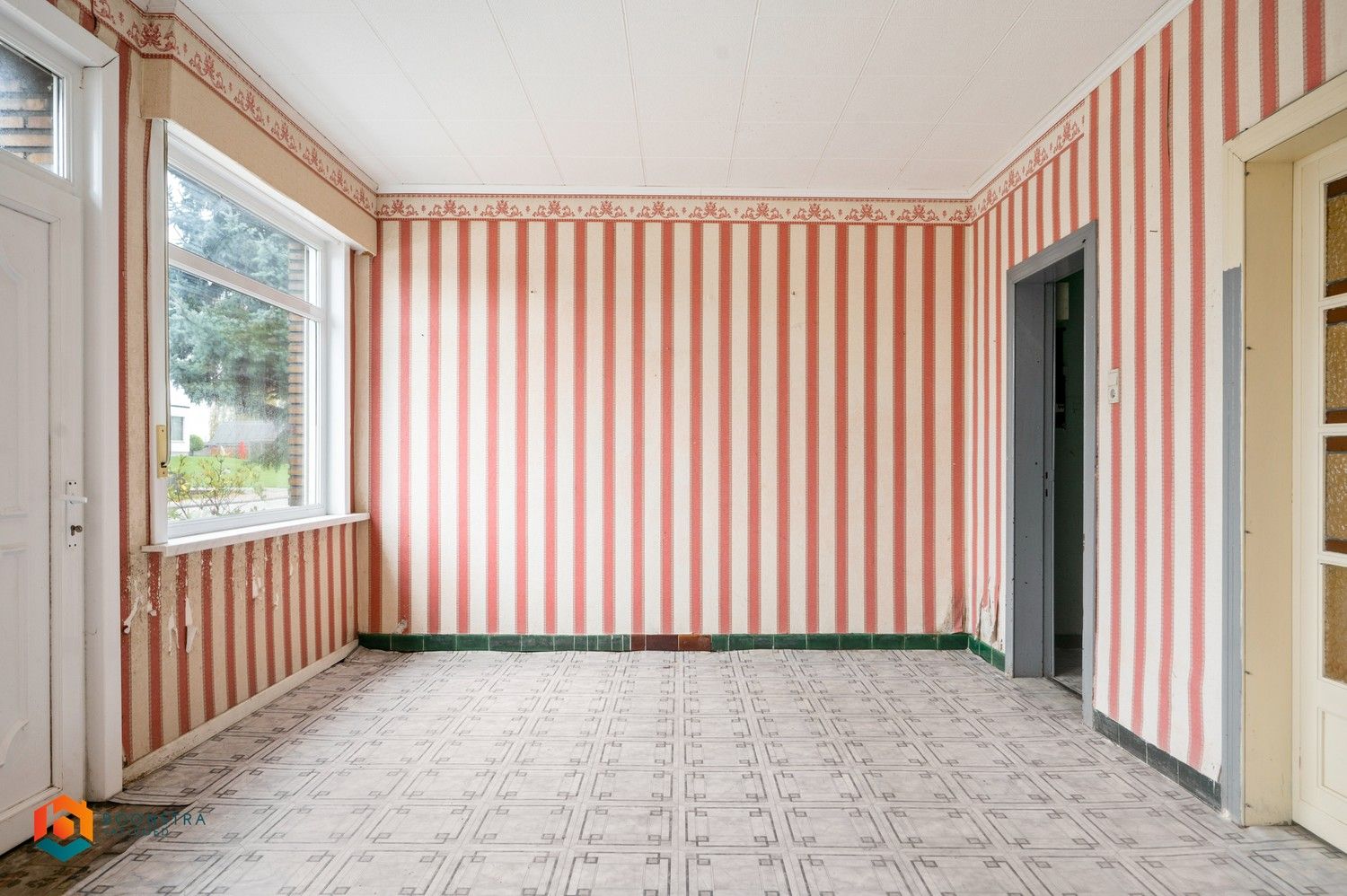 Te renoveren woning met 3 slpkrs in Sint-Katelijne-Waver foto 4