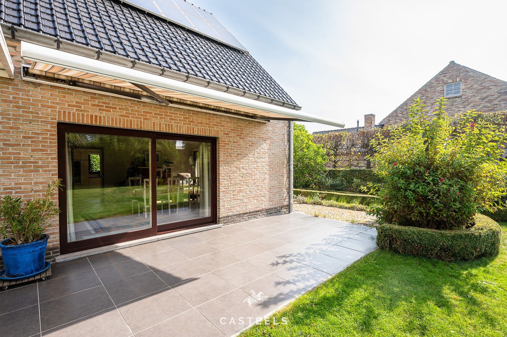 Ruime, instapklare gezinswoning met prachtige tuin te koop foto 24