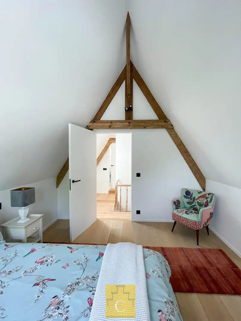 Droomhuis op een toplocatie in Groeninge, palend aan het toekomstig museumpark, zelden geziene high-end afwerking, zonnepanelen en aangename terrastuin foto 27