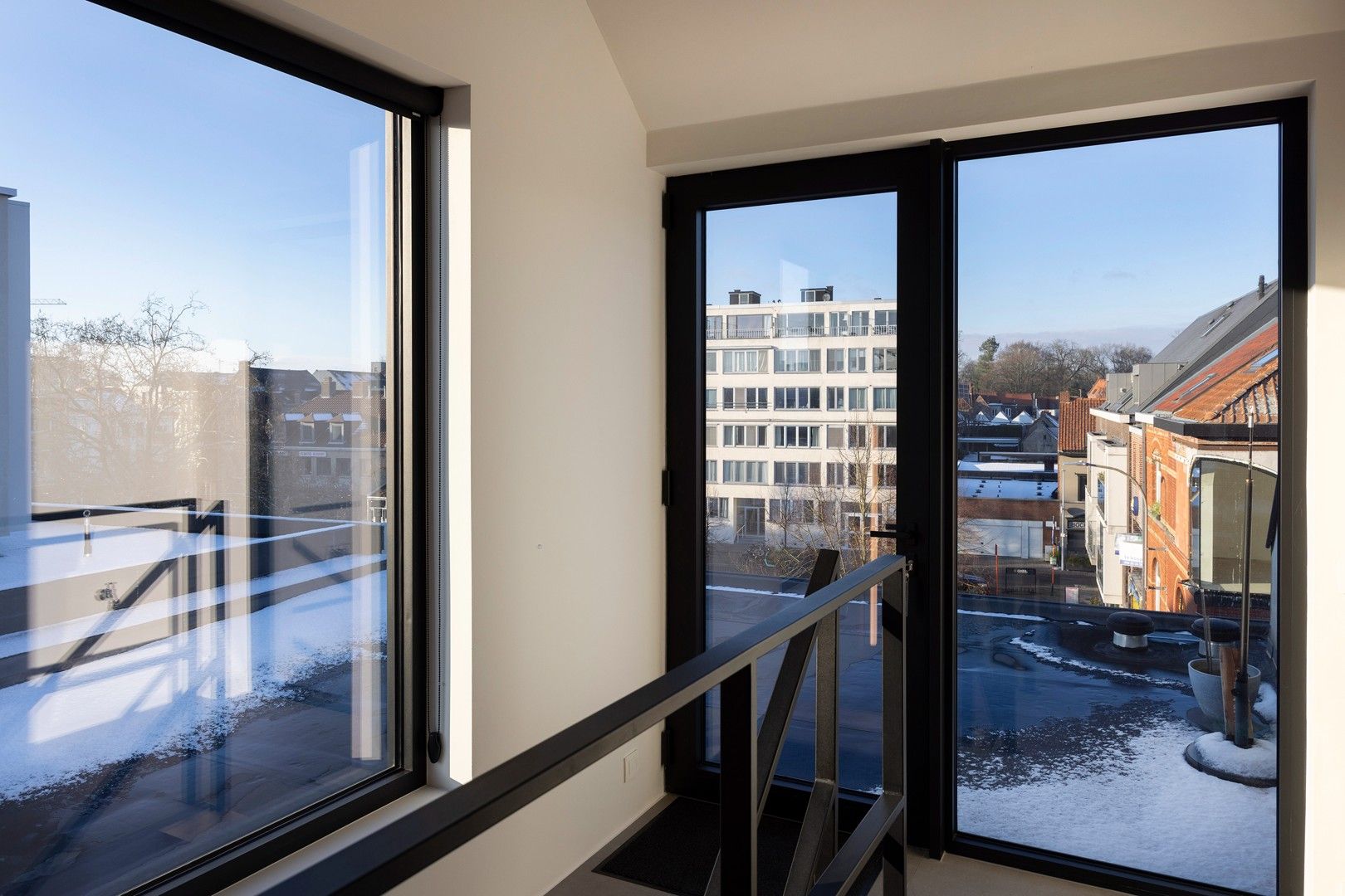 Ruime en 100% instapklare woning met 4 slaapkamers. foto 12