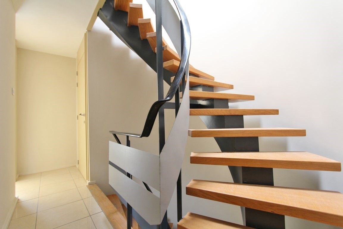 Ruim duplex appartement te huur in het centrum van Sint-Truiden foto 6
